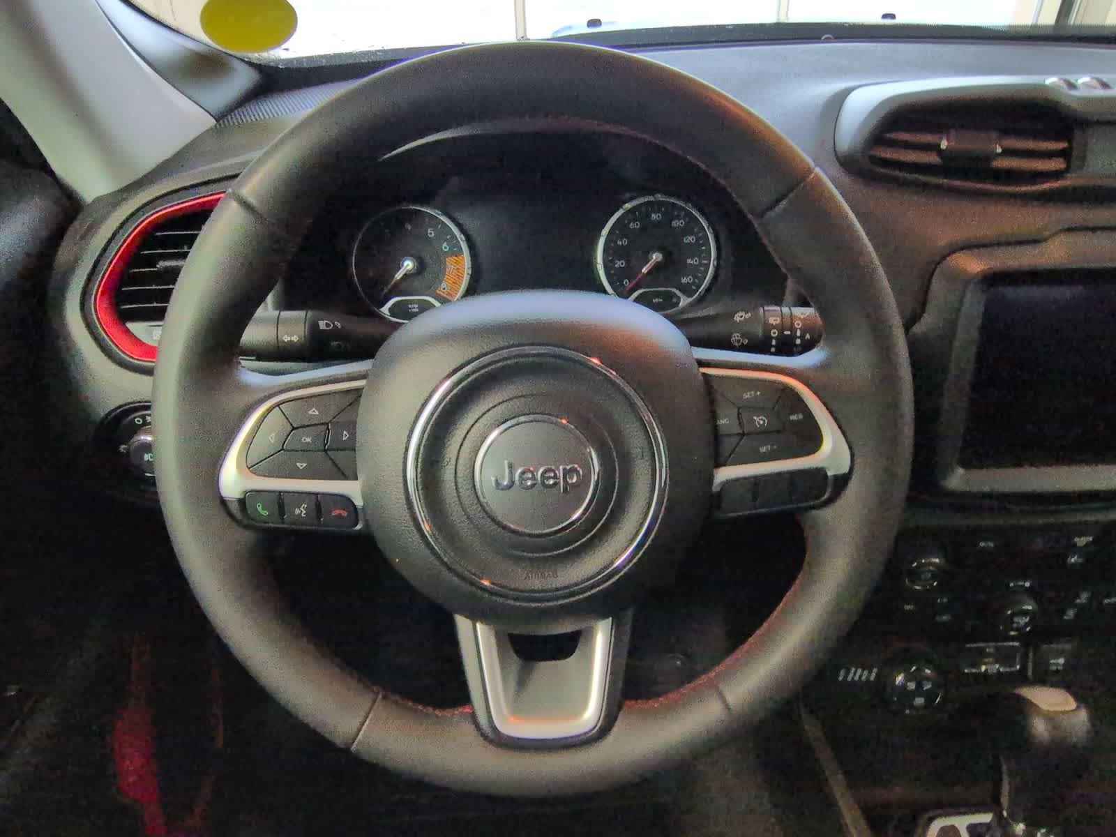 Thumbnail: 2023 Jeep Renegade - 23