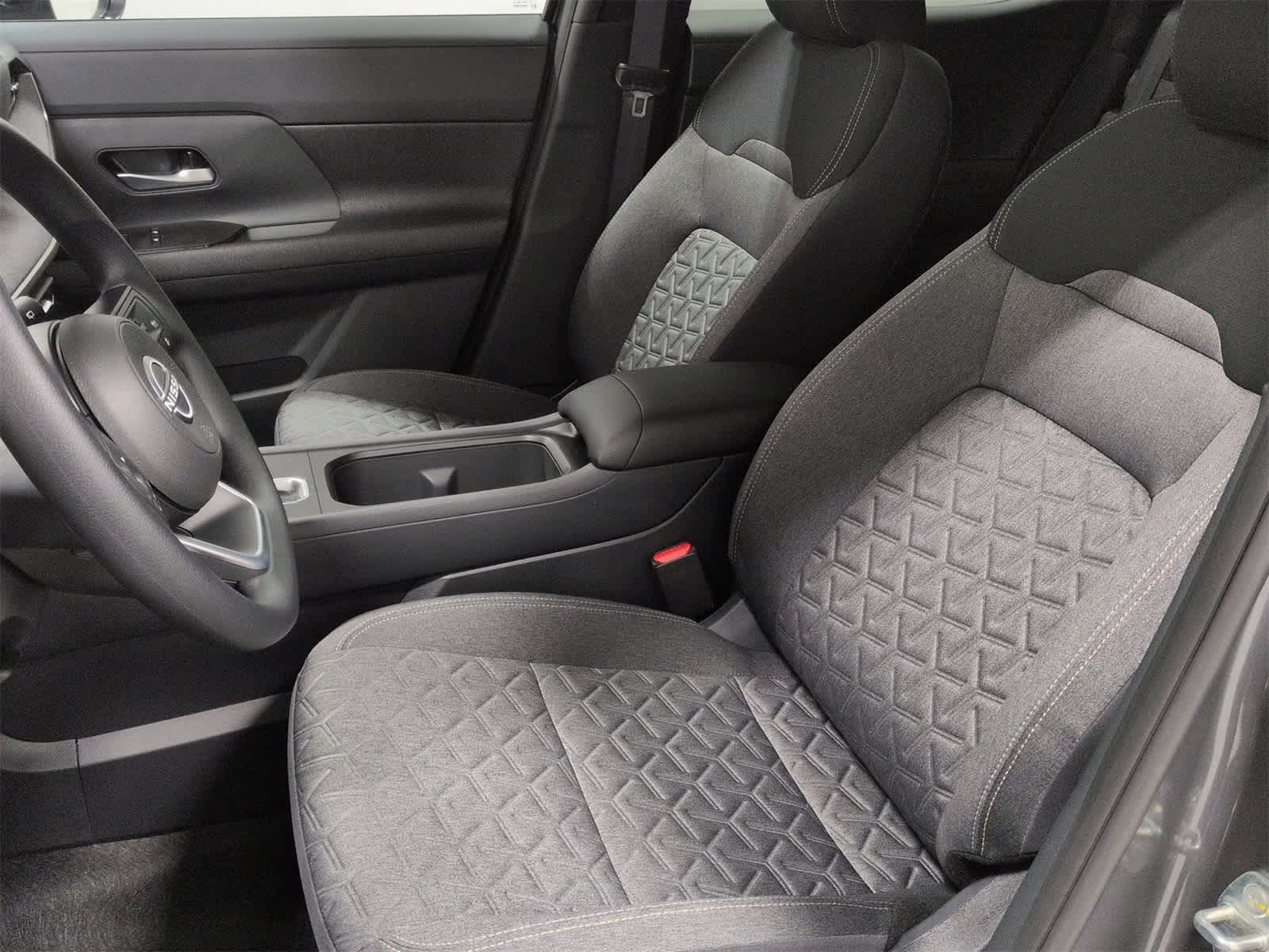 Thumbnail: 2026 Nissan Kicks - 17