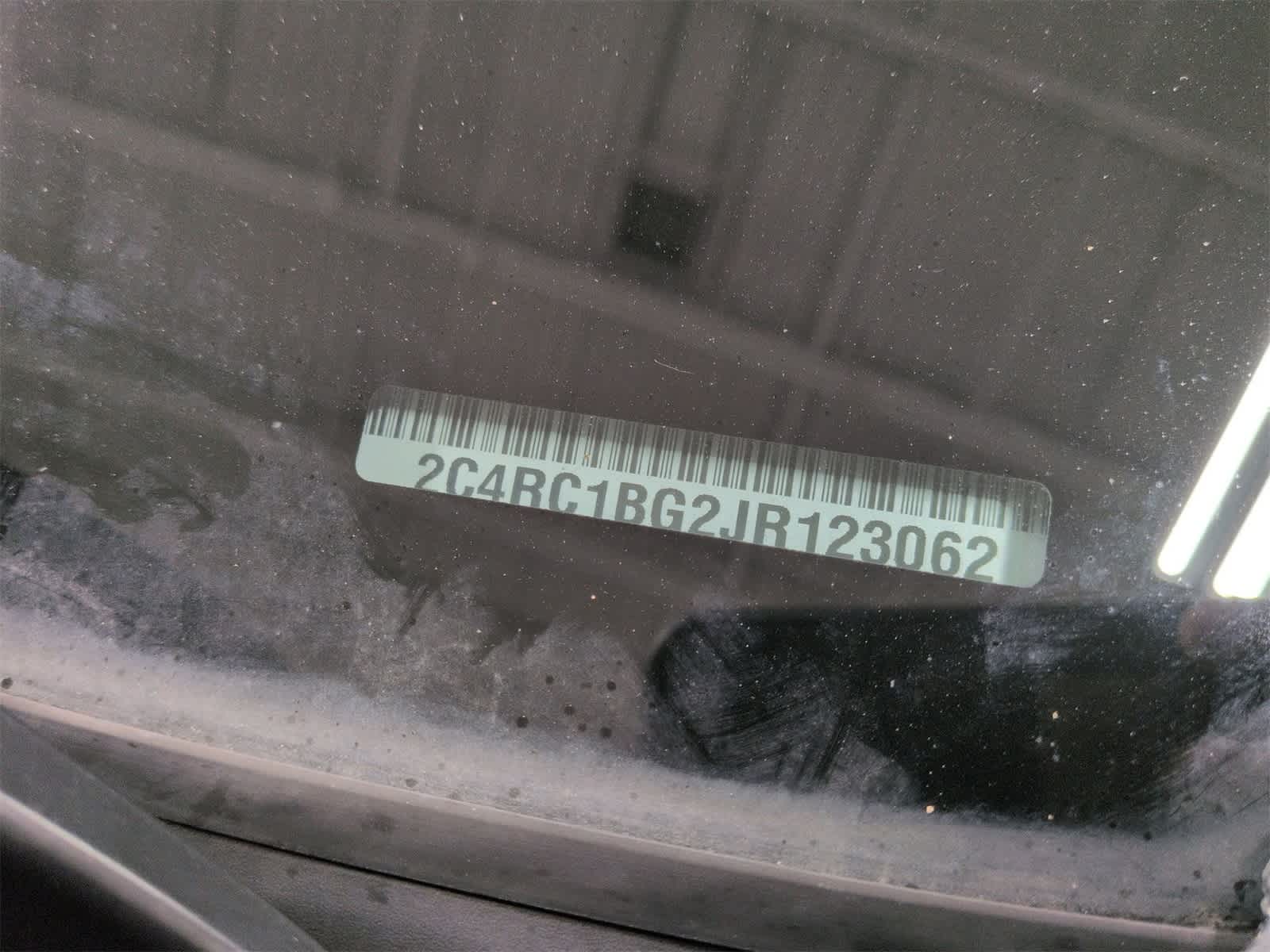 Thumbnail: 2018 Chrysler Pacifica - 36