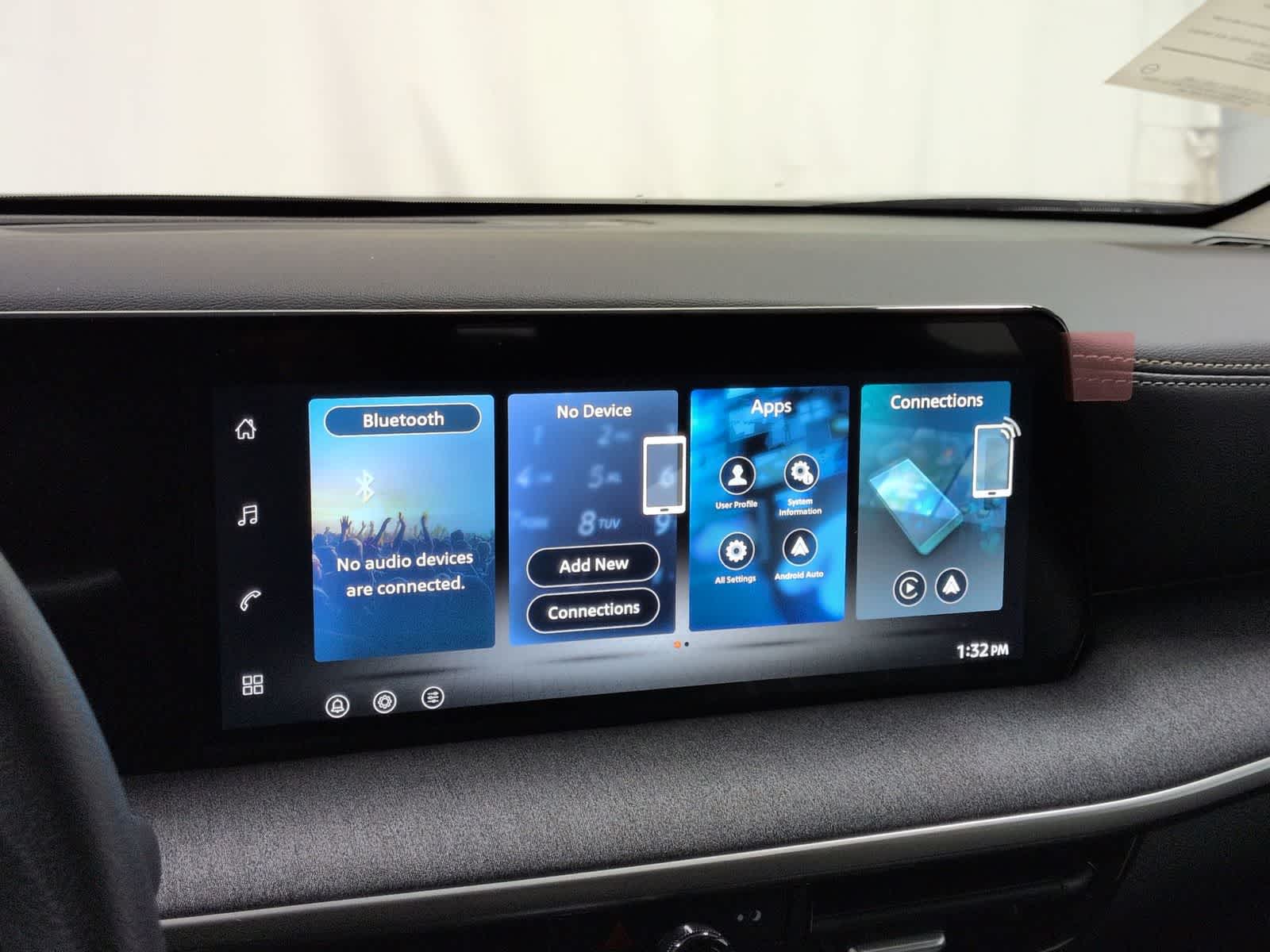 Thumbnail: 2026 Nissan Kicks - 30