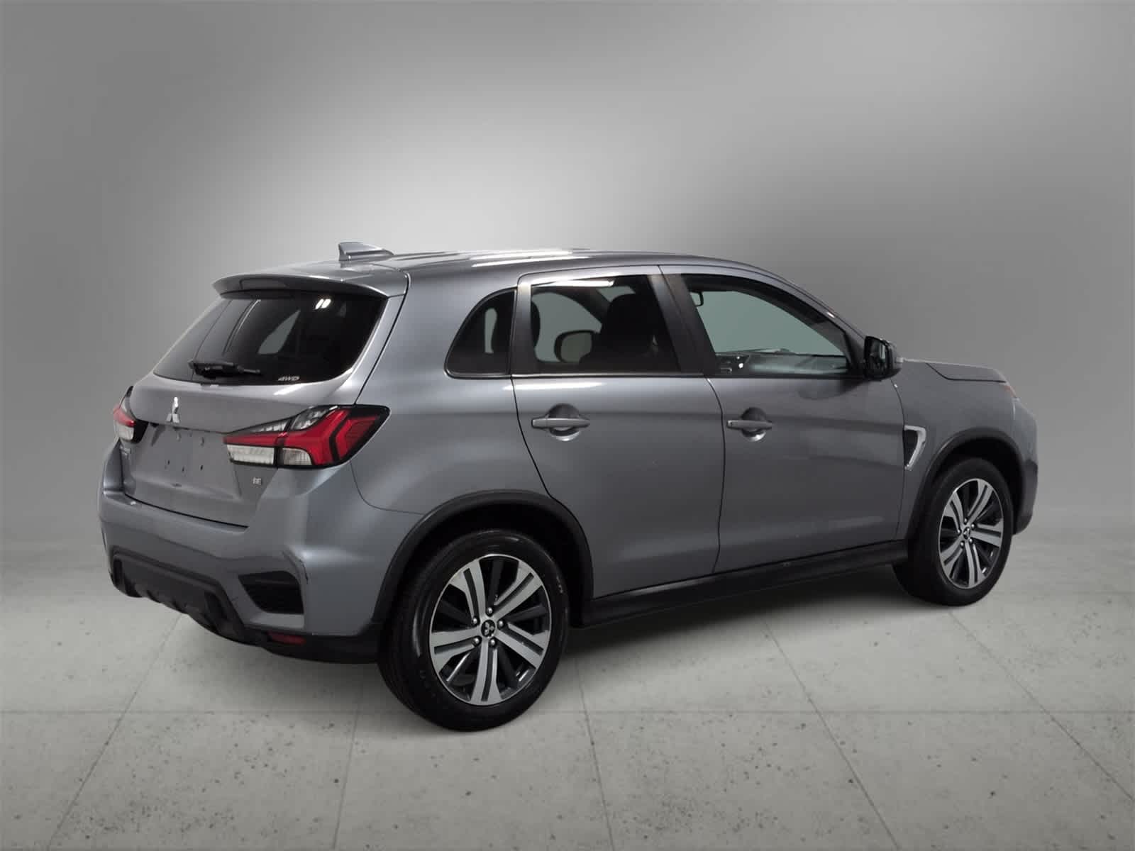 Thumbnail: 2020 Mitsubishi Outlander Sport - 8