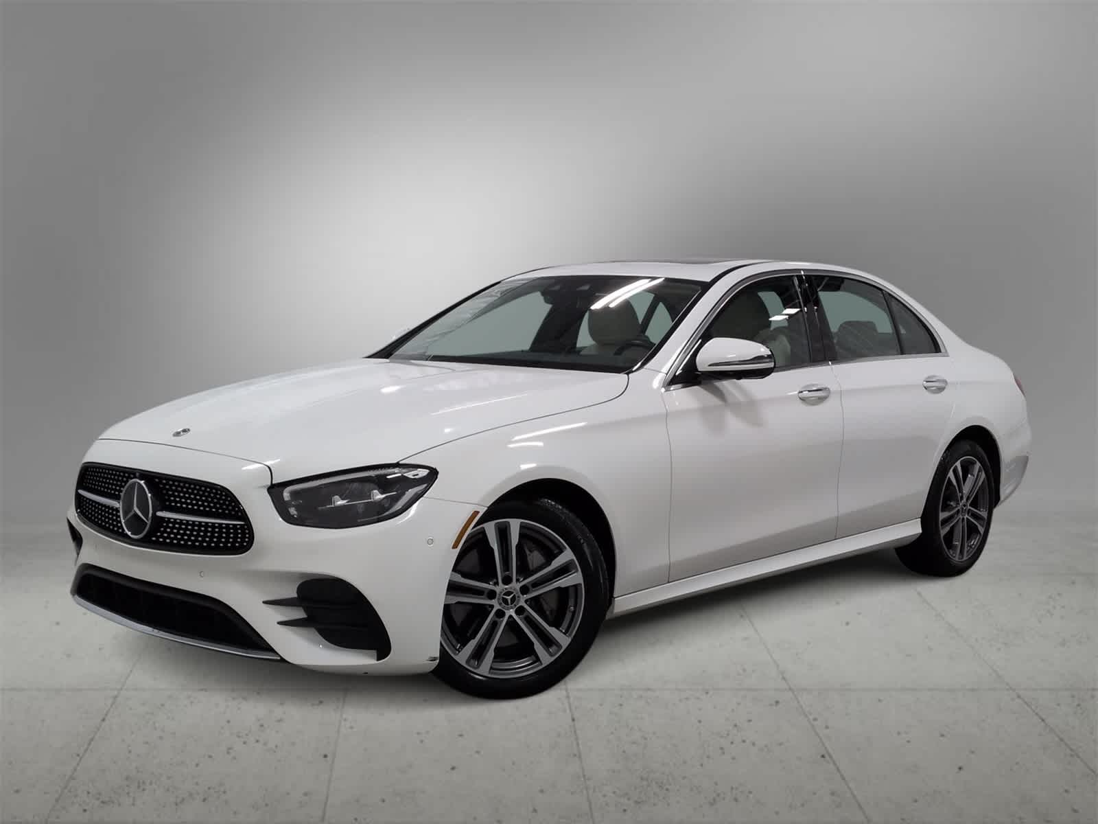 Thumbnail: 2021 Mercedes-Benz E-Class - 1