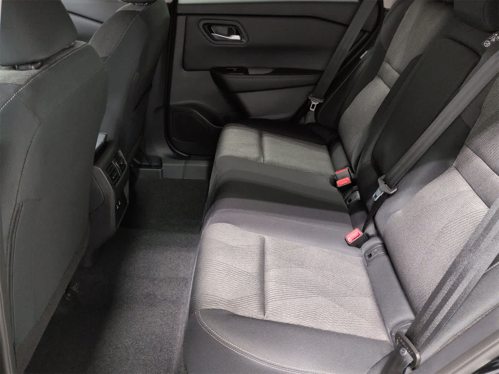 Thumbnail: 2026 Nissan Rogue - 21