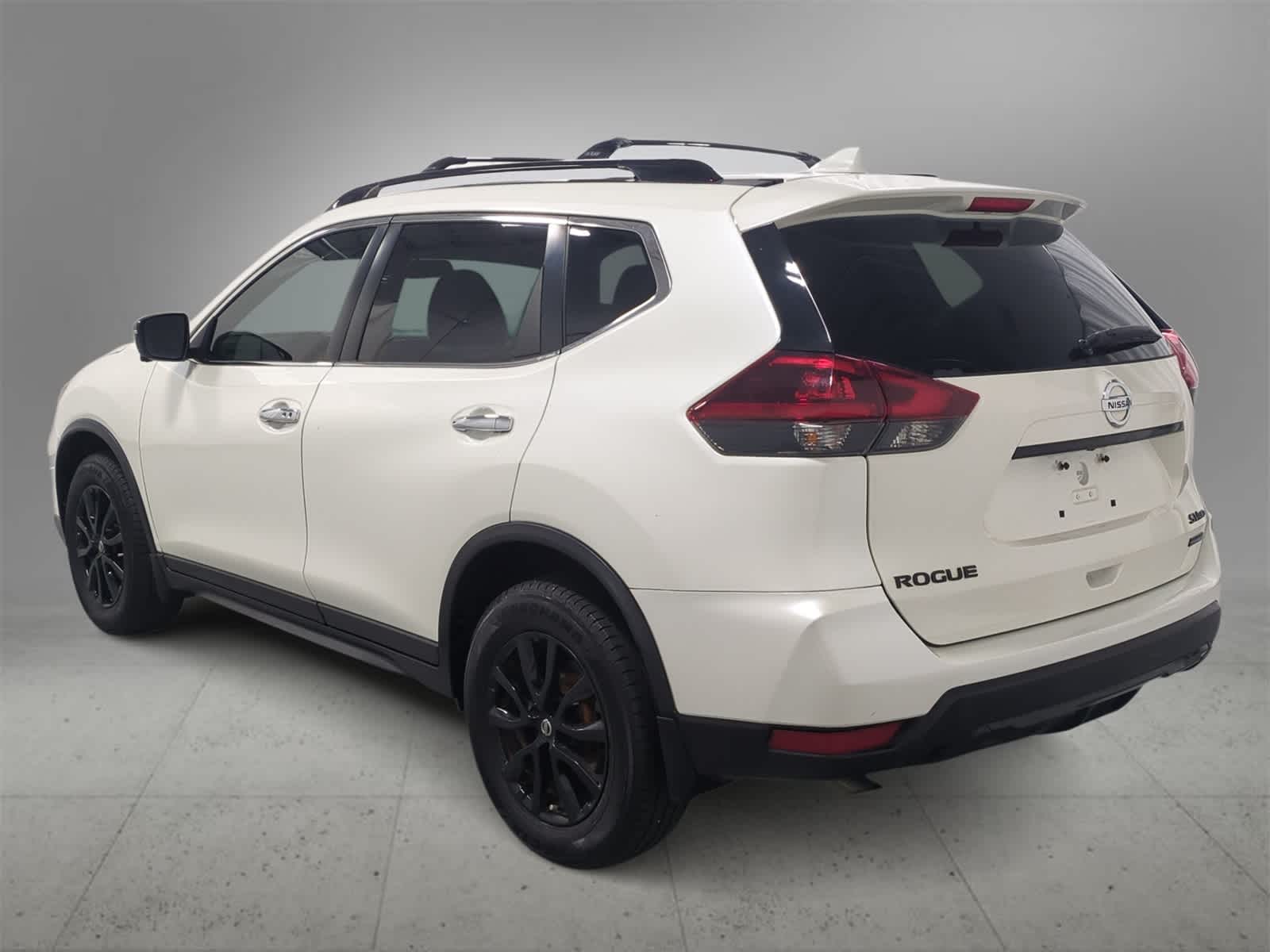 Thumbnail: 2018 Nissan Rogue - 6