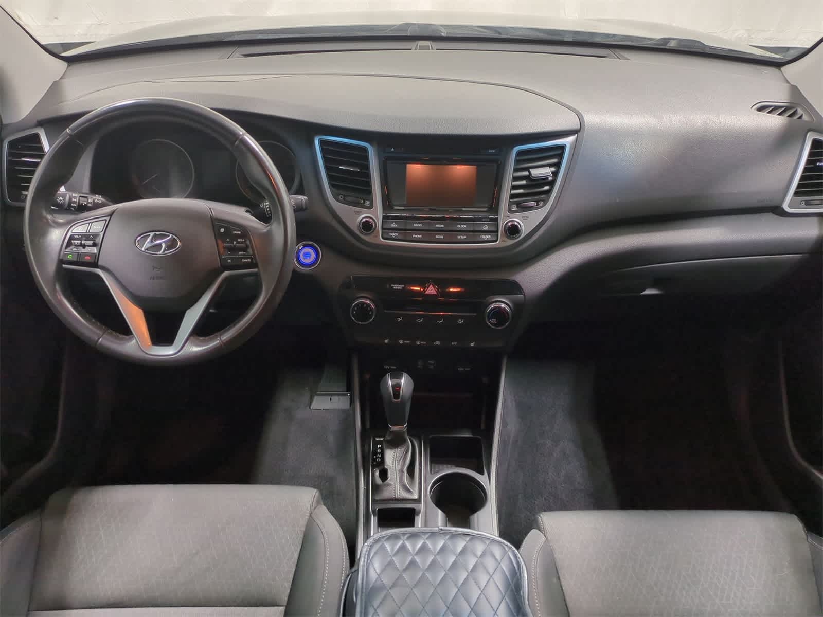Thumbnail: 2016 Hyundai Tucson - 16