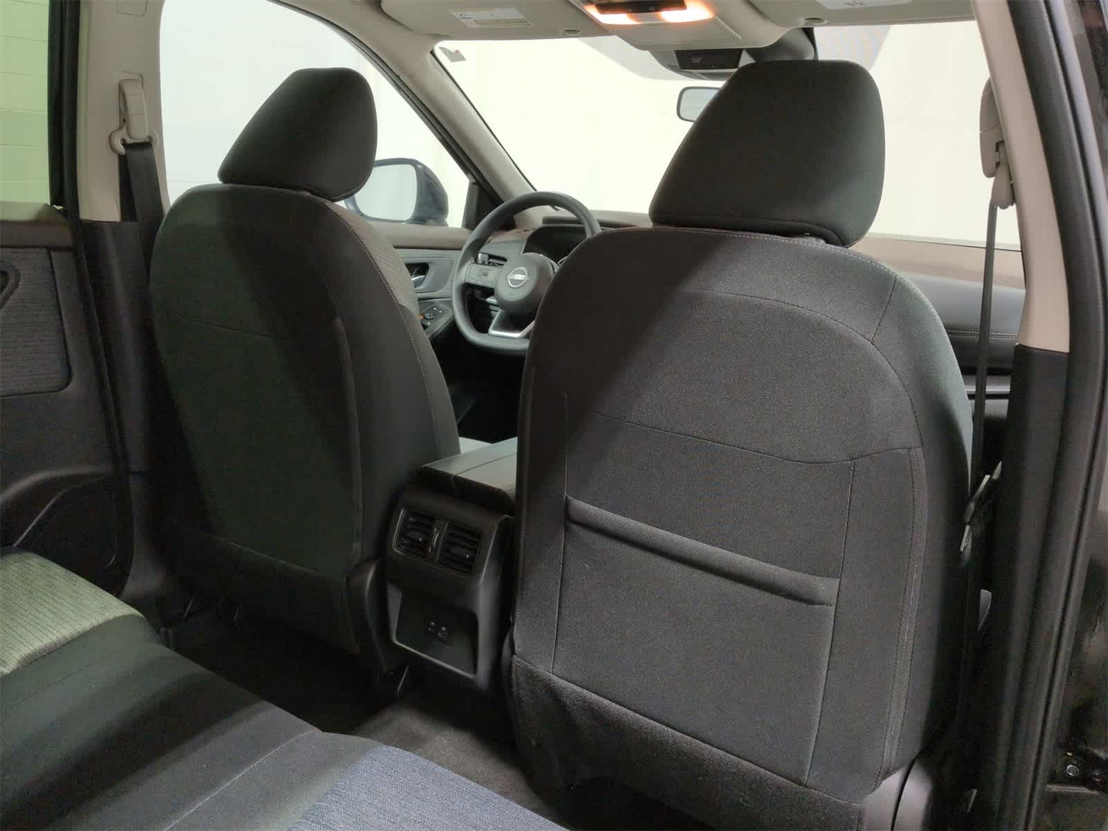 Thumbnail: 2023 Nissan Rogue - 19