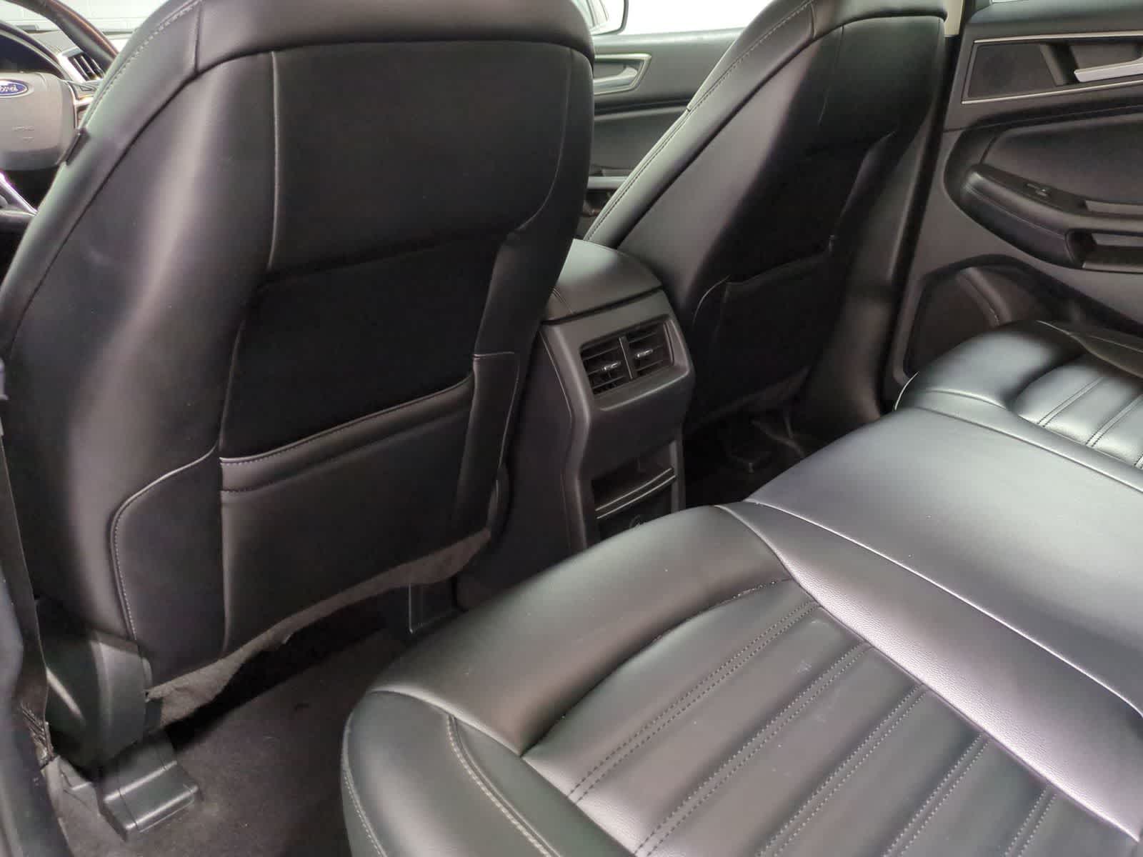 Thumbnail: 2022 Ford Edge - 18