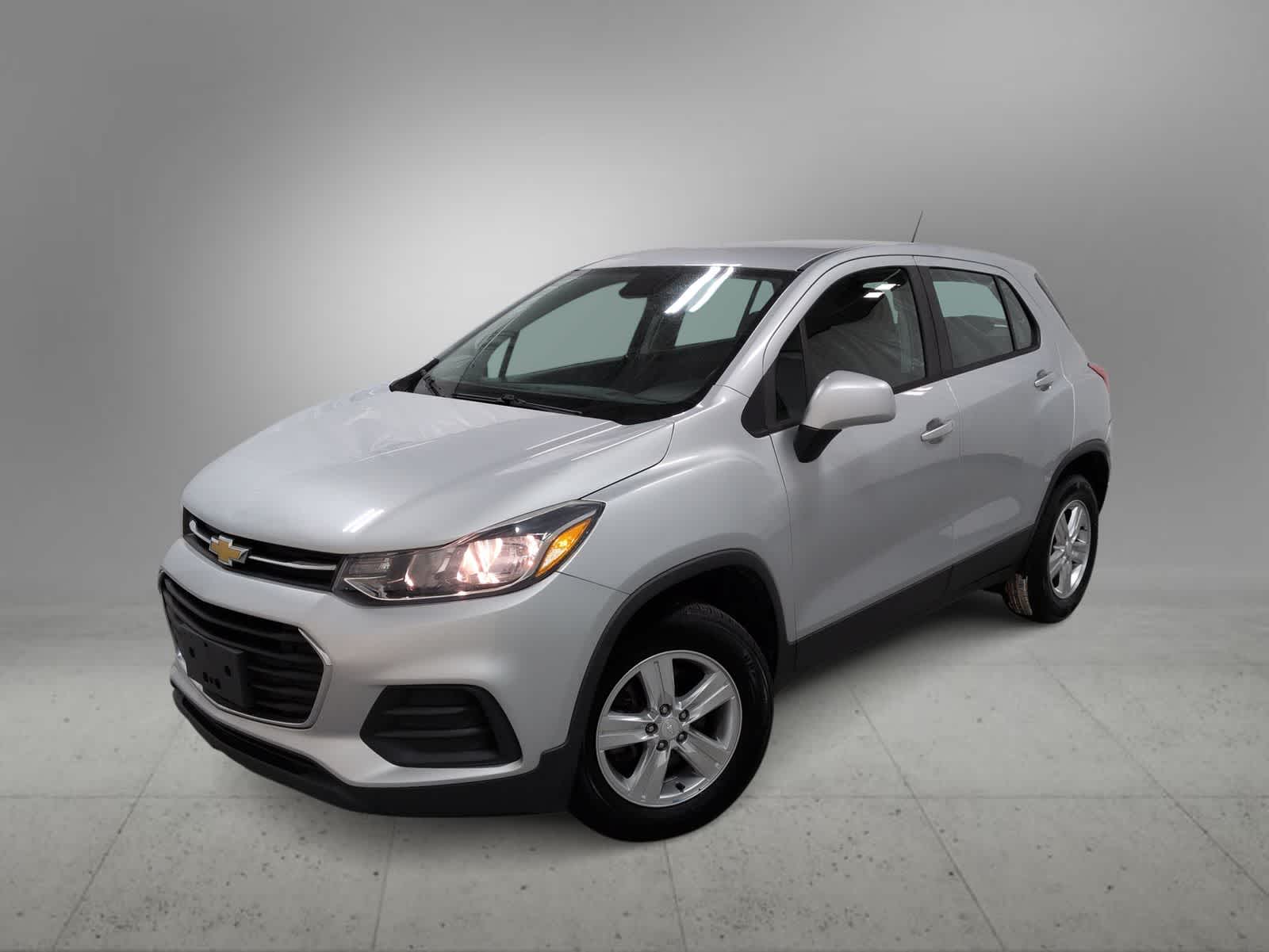 2019 Chevrolet Trax LS -
                  Farmington Hills, MI