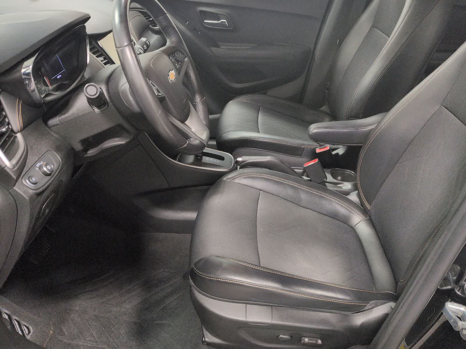 Thumbnail: 2019 Chevrolet Trax - 23