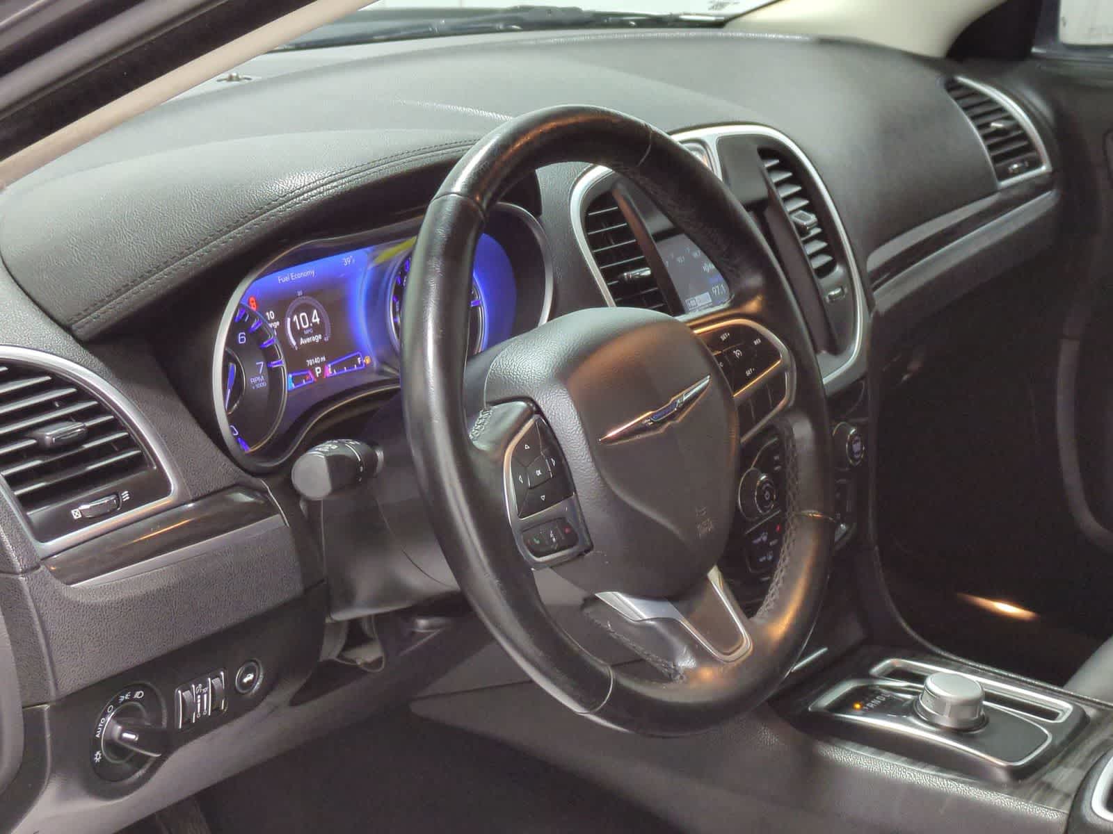 Thumbnail: 2022 Chrysler 300 - 10