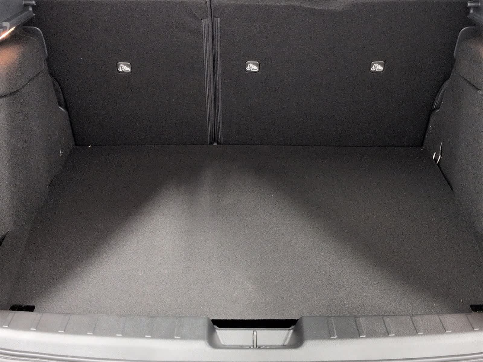 Thumbnail: 2026 Nissan Kicks - 28