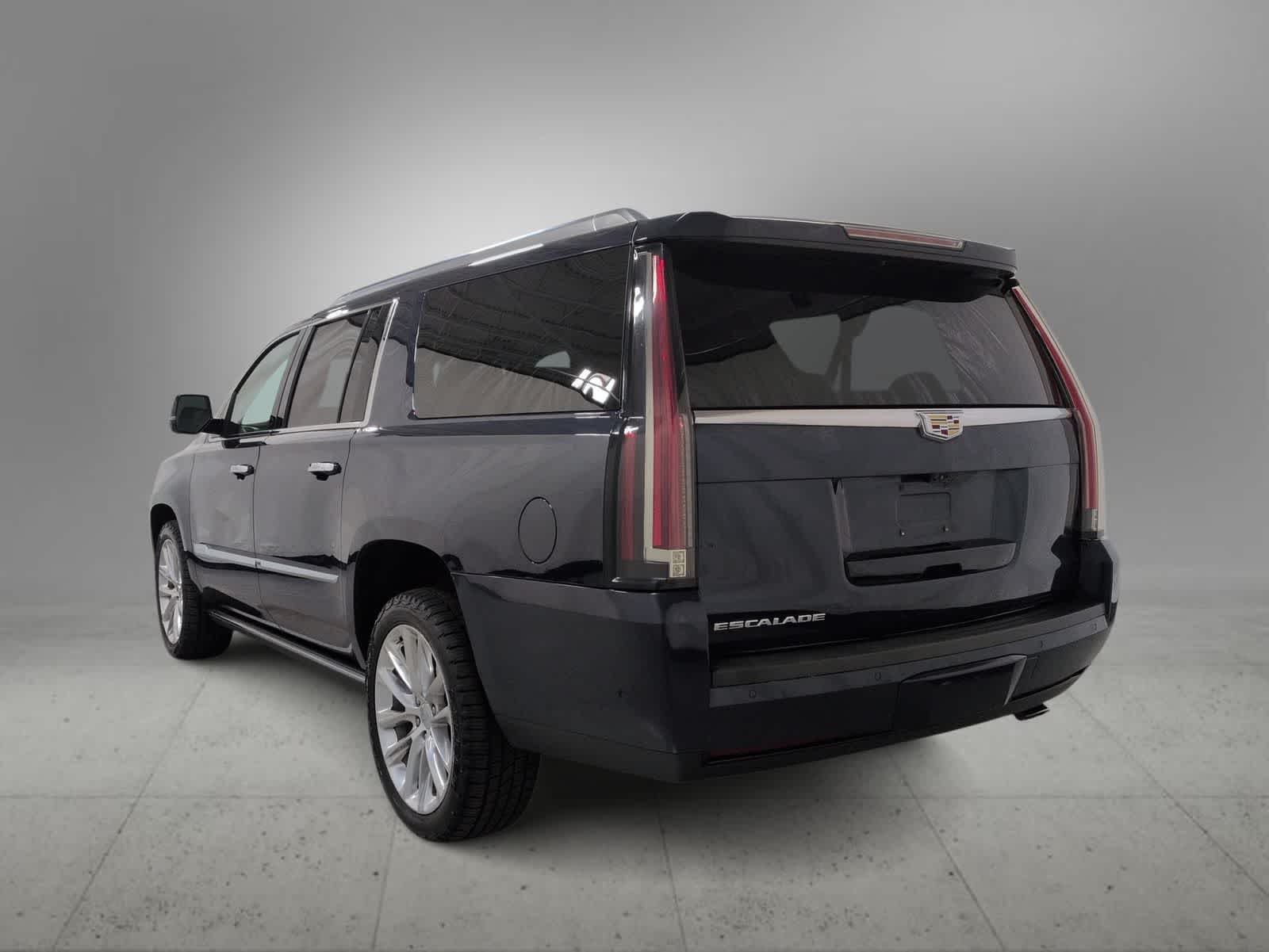 Thumbnail: 2019 Cadillac Escalade - 6