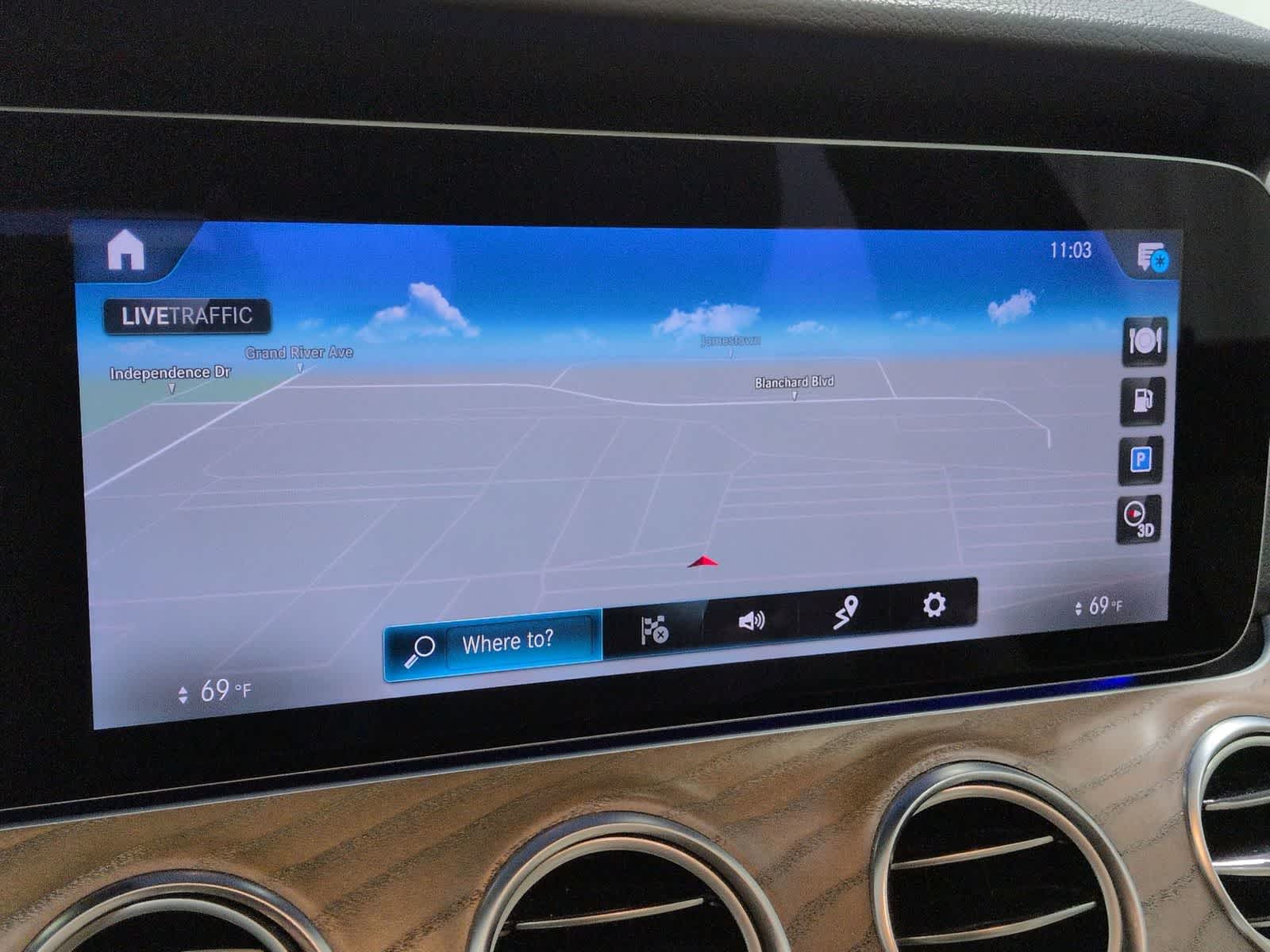 Thumbnail: 2021 Mercedes-Benz E-Class - 31