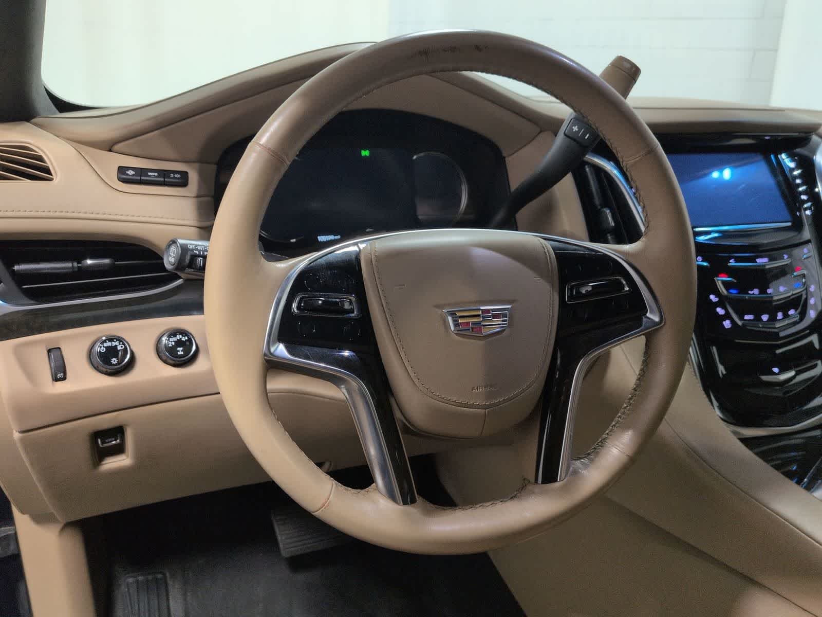 Thumbnail: 2019 Cadillac Escalade - 30