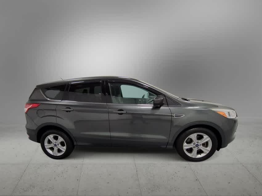 Thumbnail: 2016 Ford Escape - 9