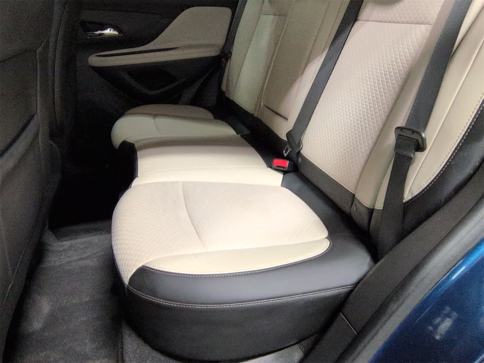 Thumbnail: 2019 Buick Encore - 20