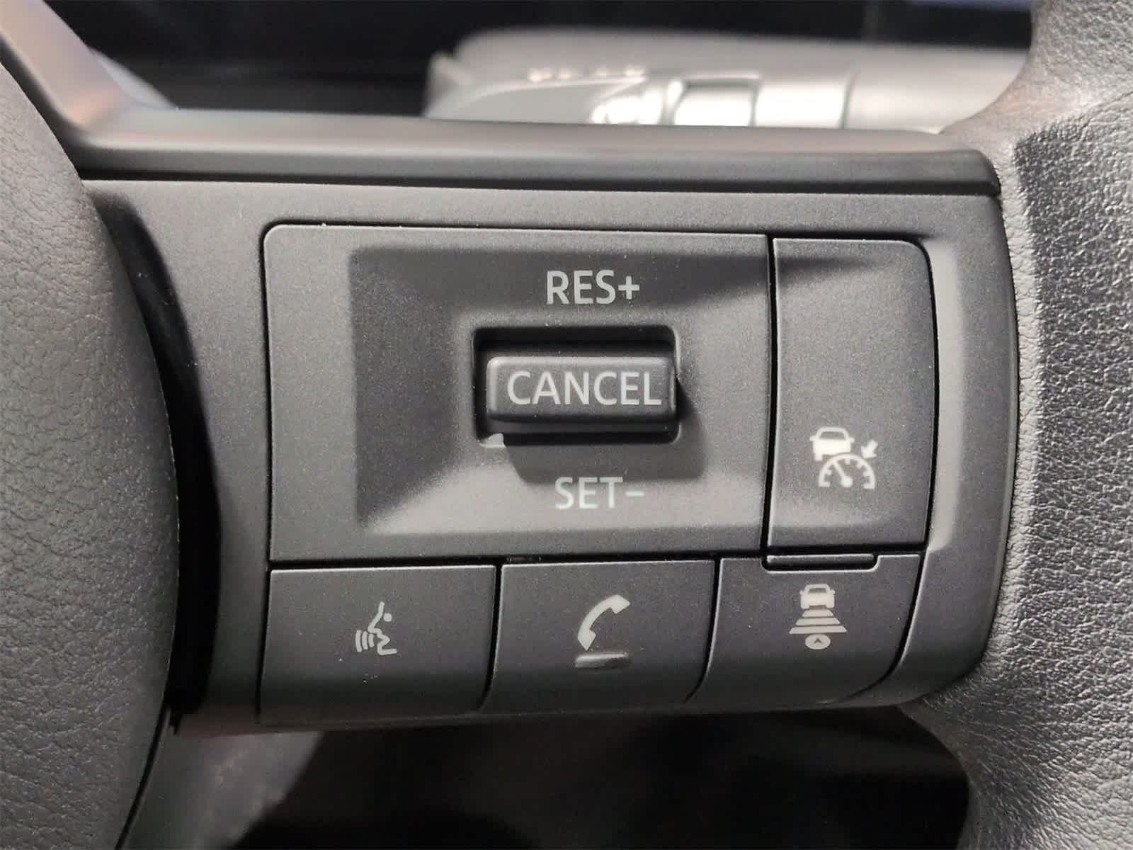 Thumbnail: 2026 Nissan Kicks - 25