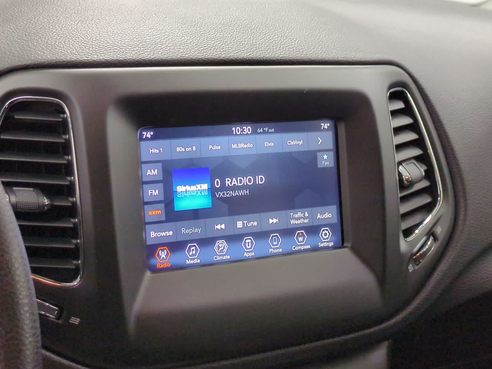 Thumbnail: 2018 Jeep Compass - 27