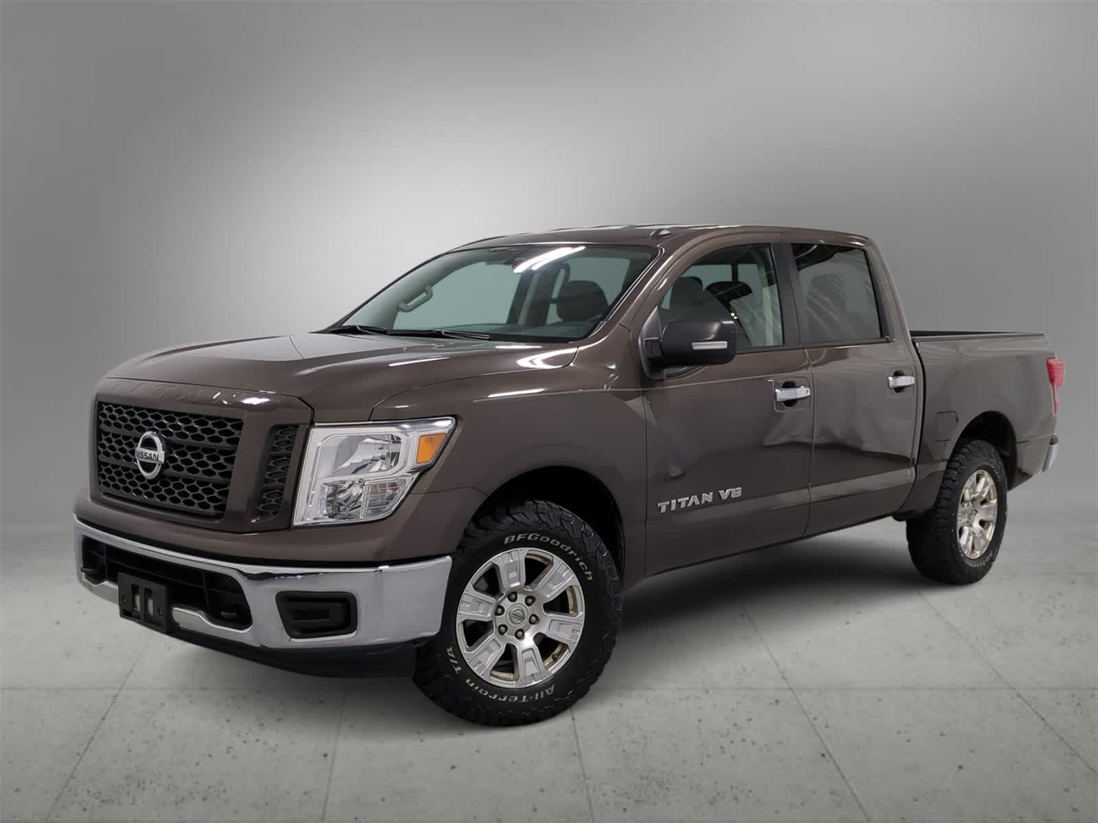 2019 Nissan Titan SV
