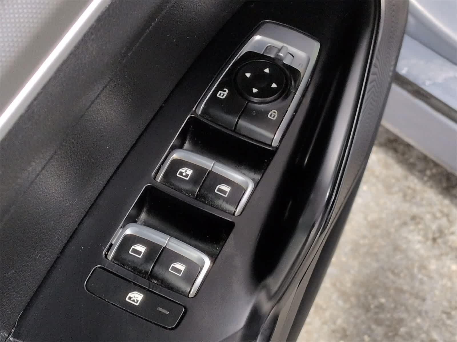 Thumbnail: 2022 Kia K5 - 18