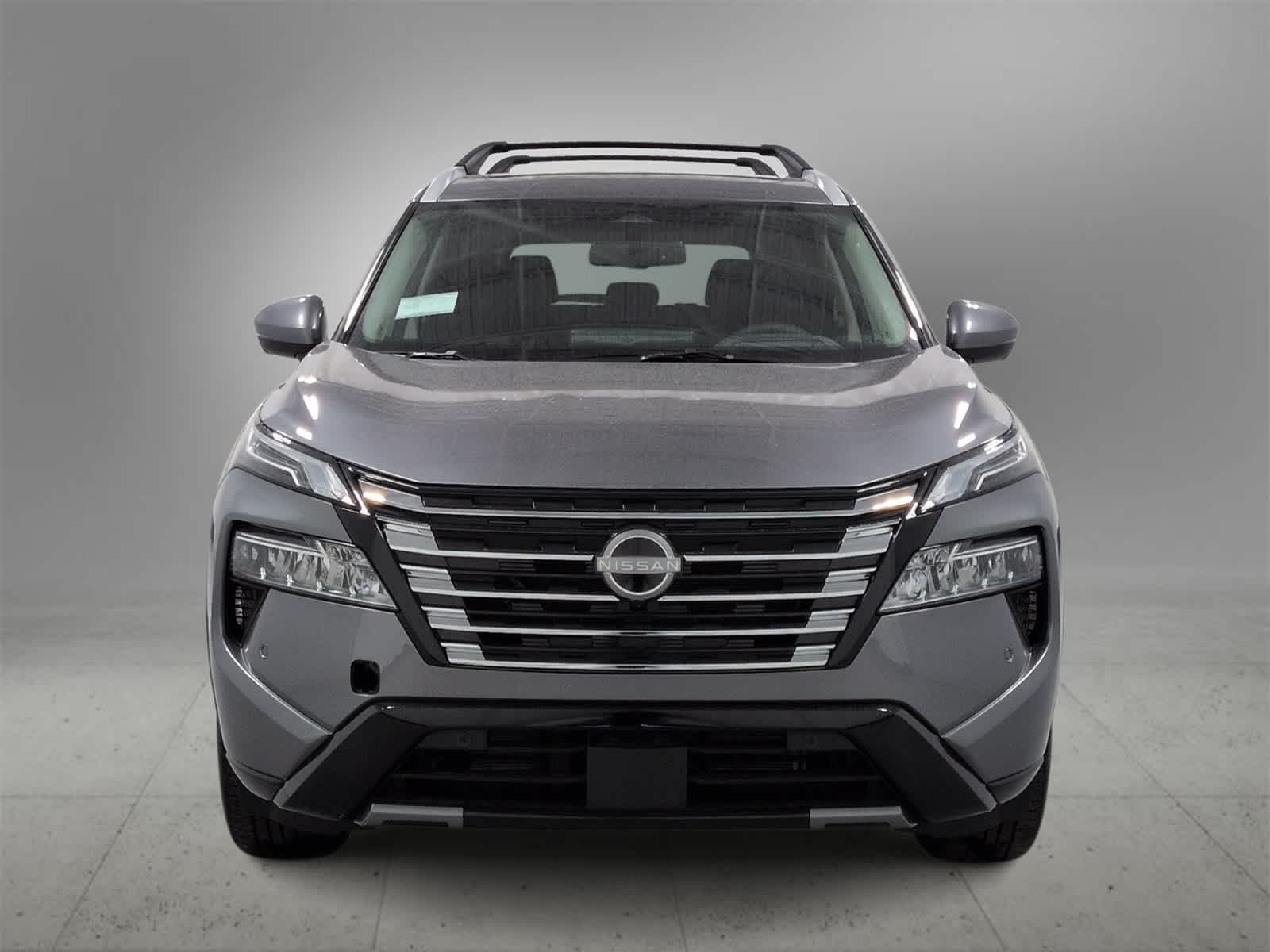 2026 Nissan Rogue Platinum photo 3