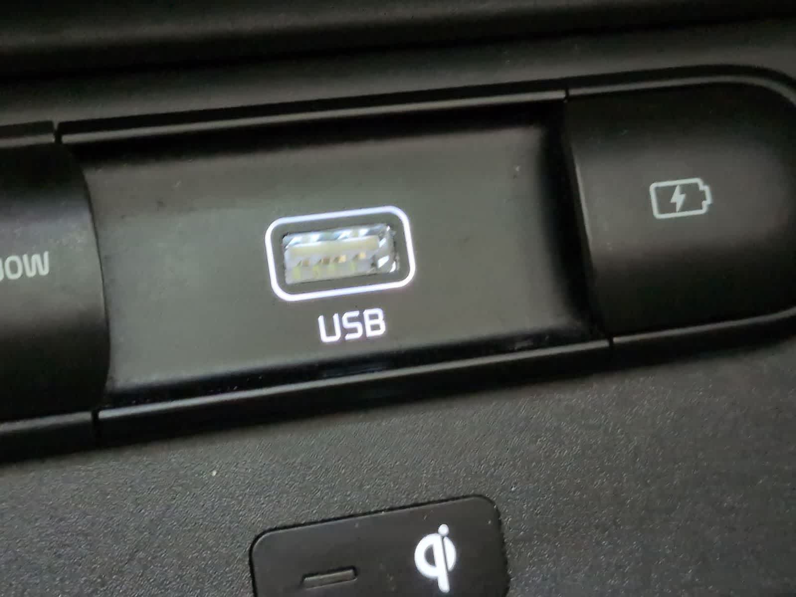 Thumbnail: 2020 Kia Telluride - 34