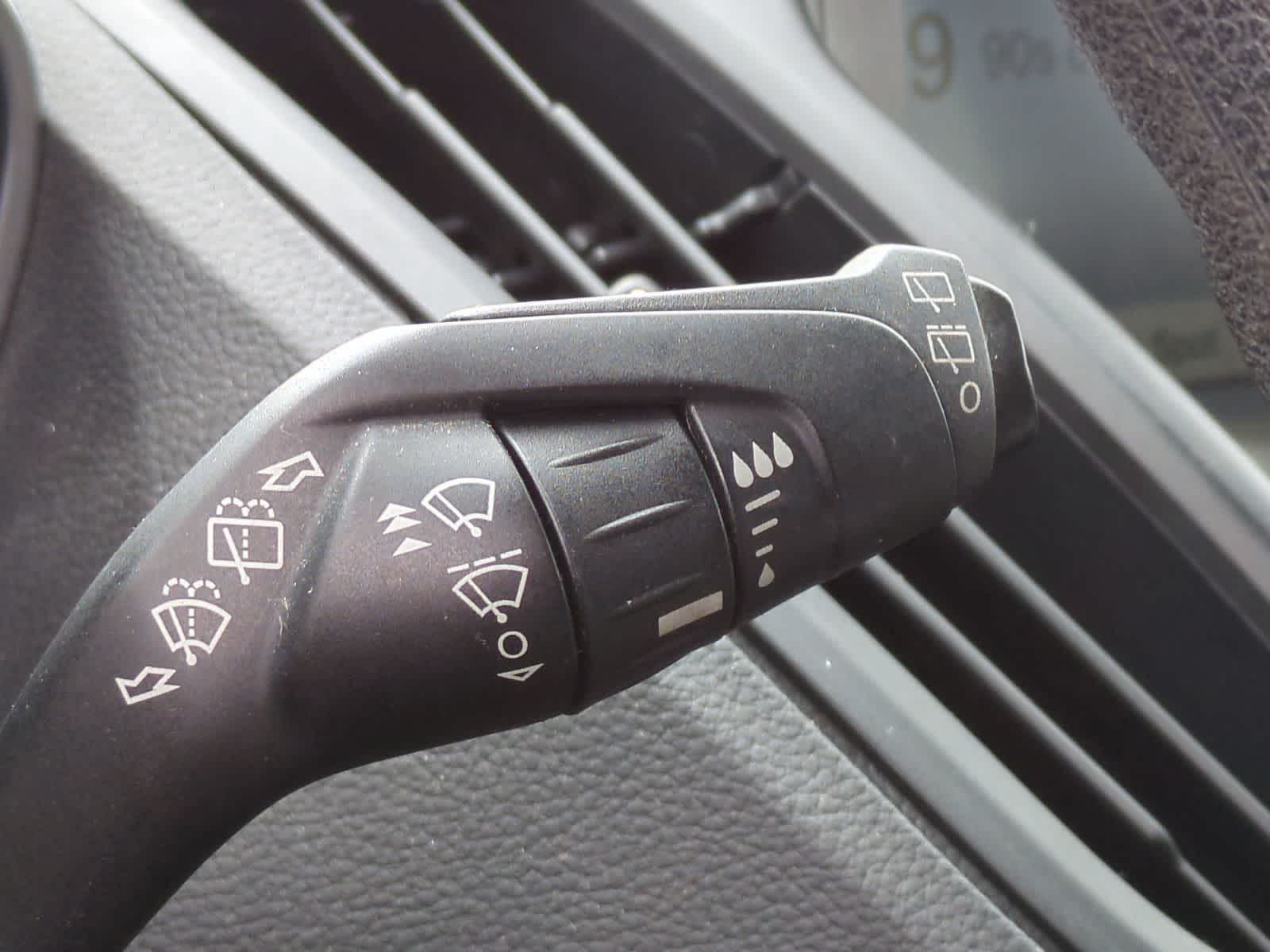 Thumbnail: 2016 Ford Escape - 26