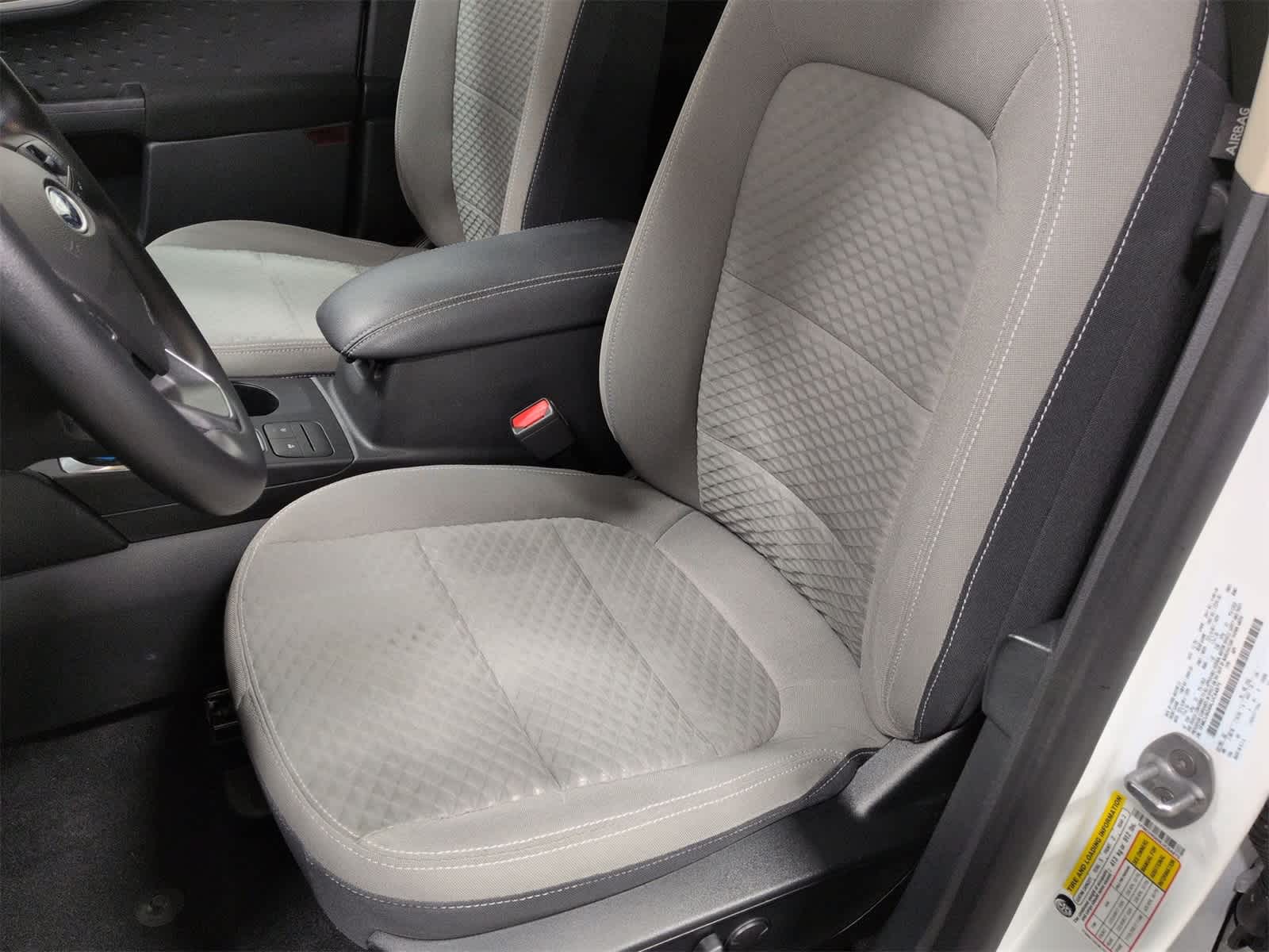 Thumbnail: 2020 Ford Escape - 16