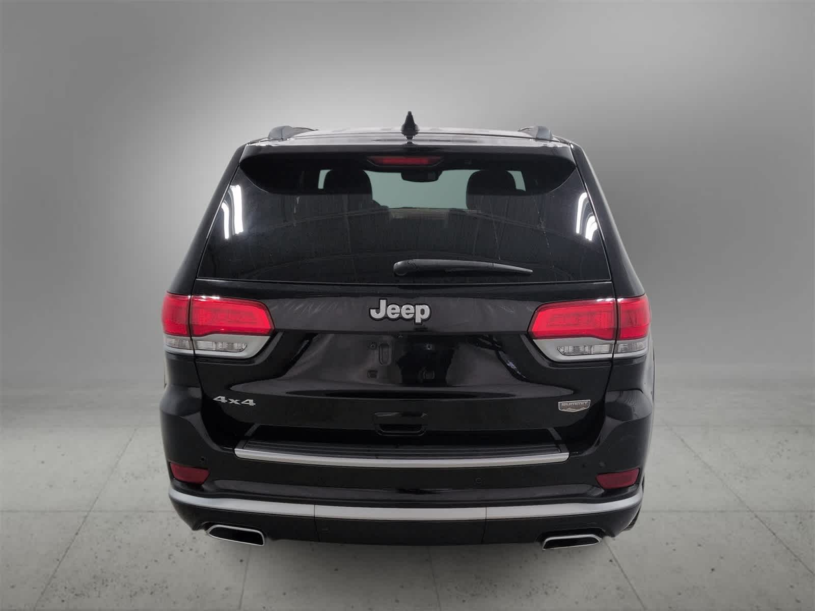 Thumbnail: 2017 Jeep Grand Cherokee - 7