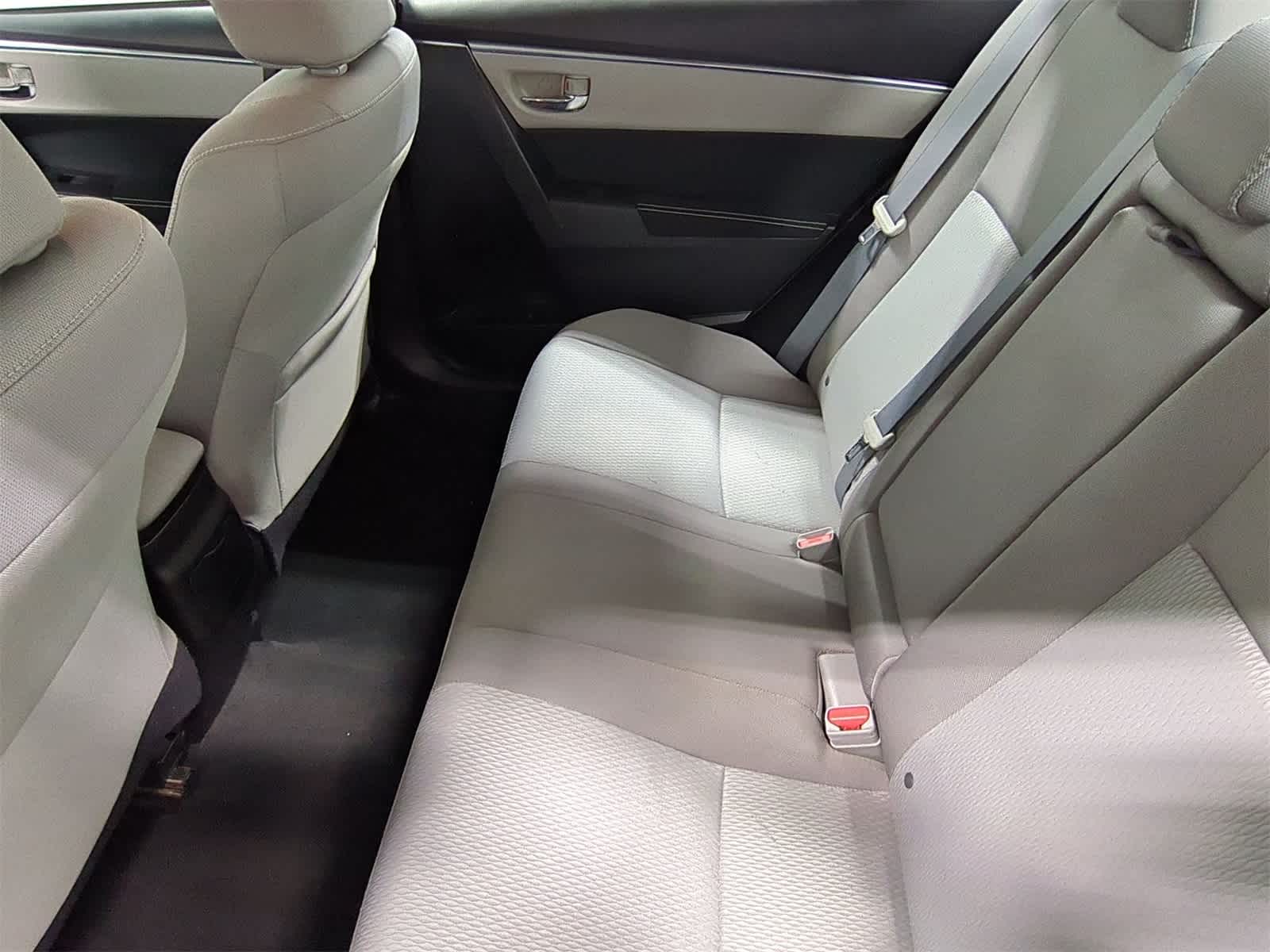 Thumbnail: 2016 Toyota Corolla - 19