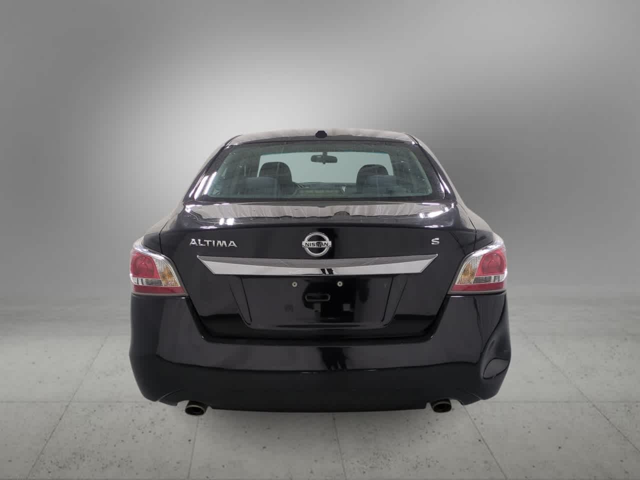 Thumbnail: 2015 Nissan Altima - 7