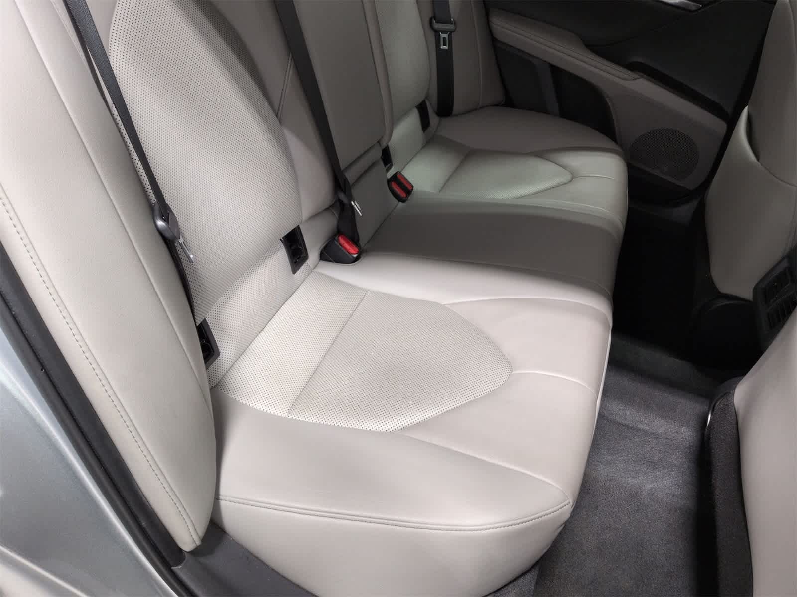 Thumbnail: 2022 Toyota Camry - 21