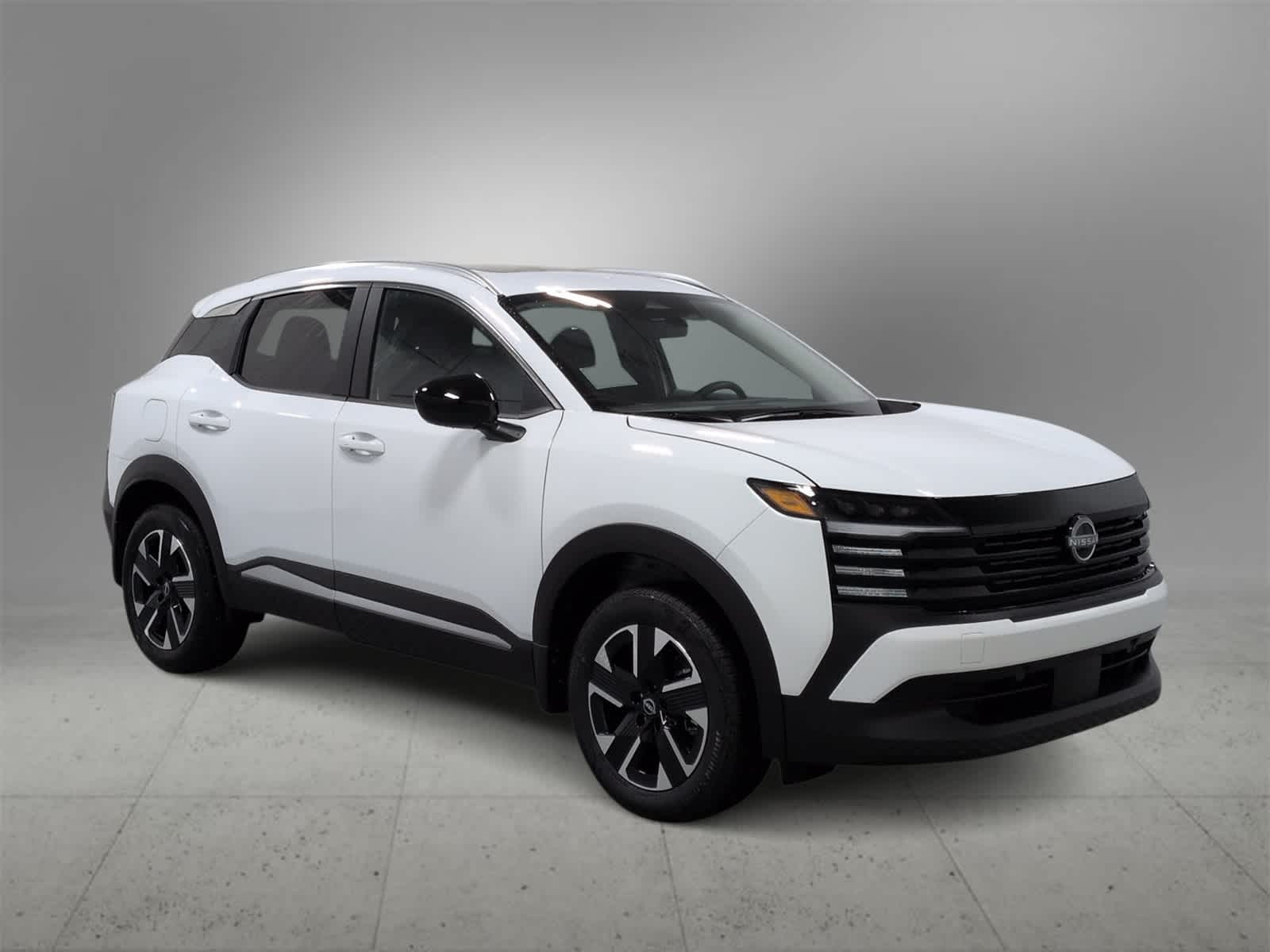 Thumbnail: 2026 Nissan Kicks - 2