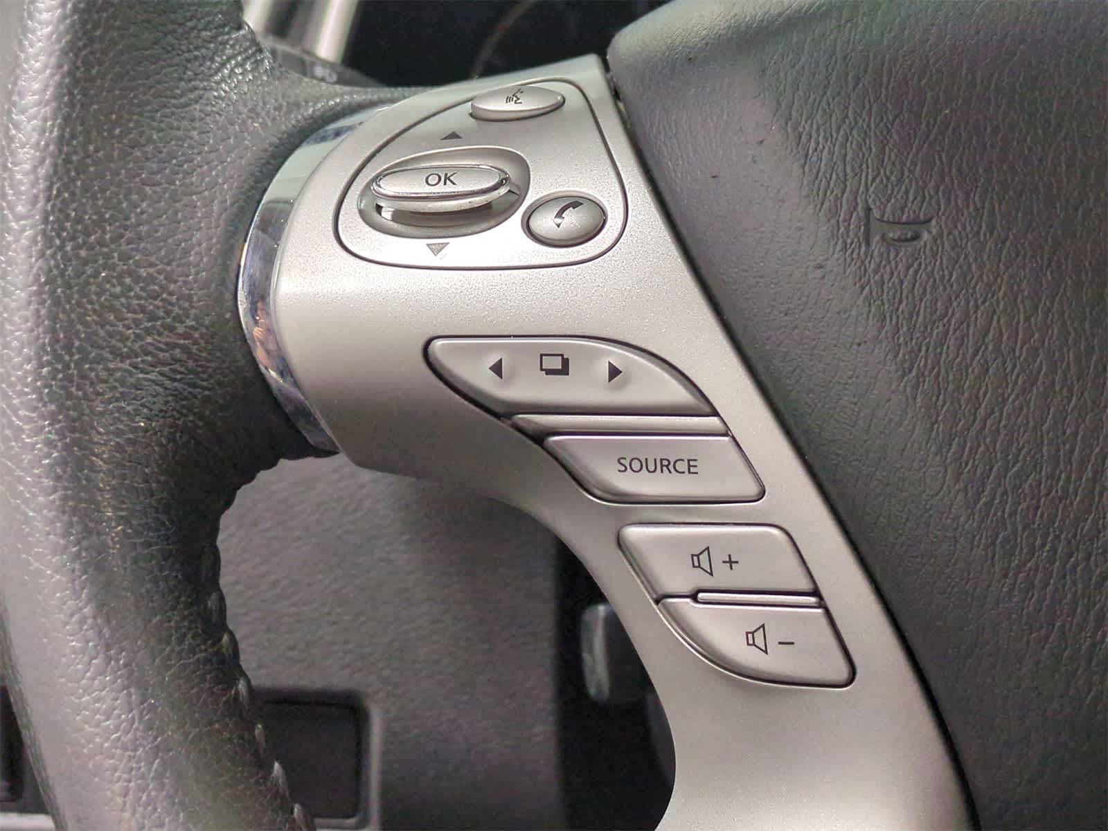 Thumbnail: 2016 Nissan Murano - 23