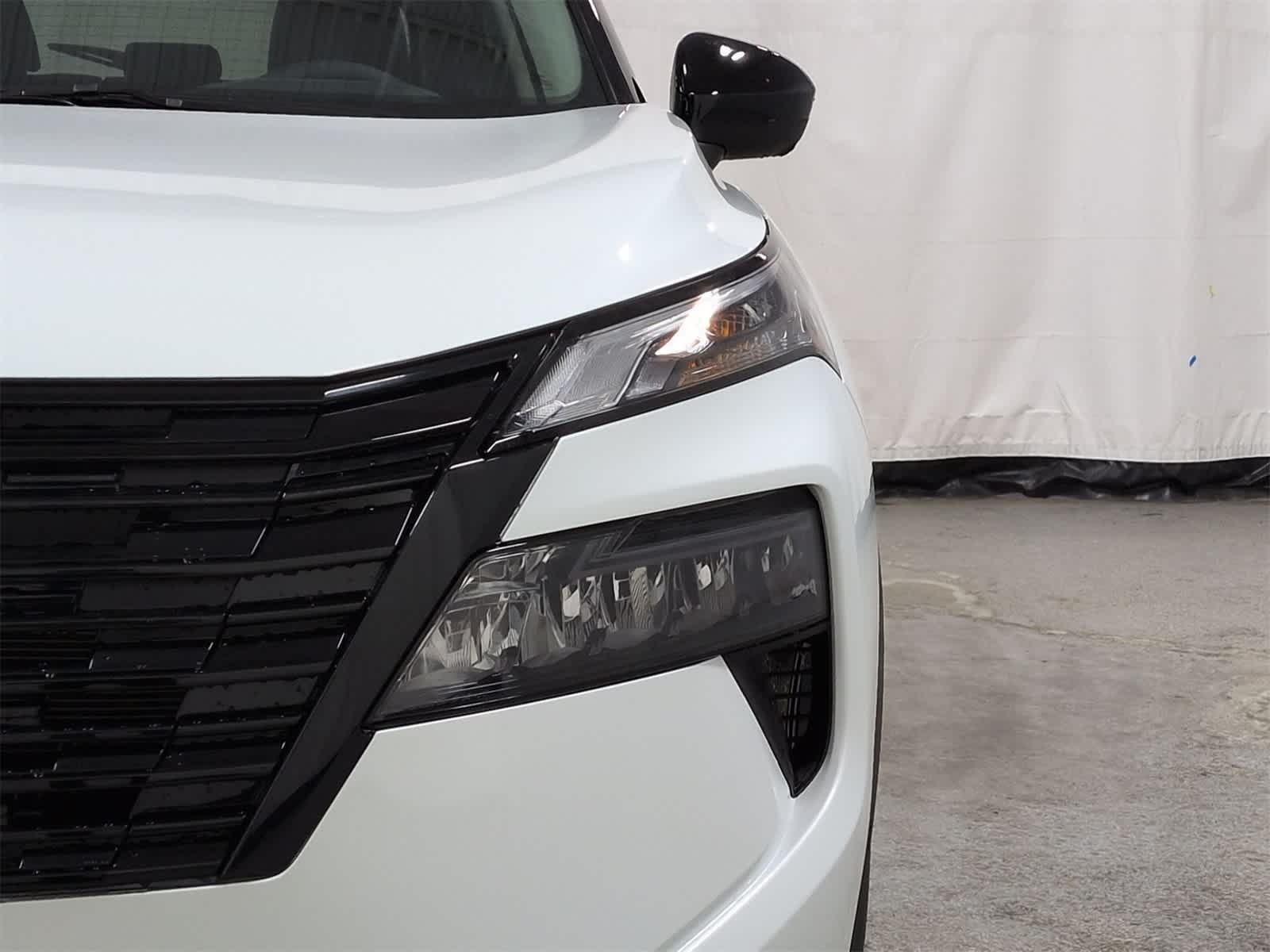 Thumbnail: 2026 Nissan Rogue - 11