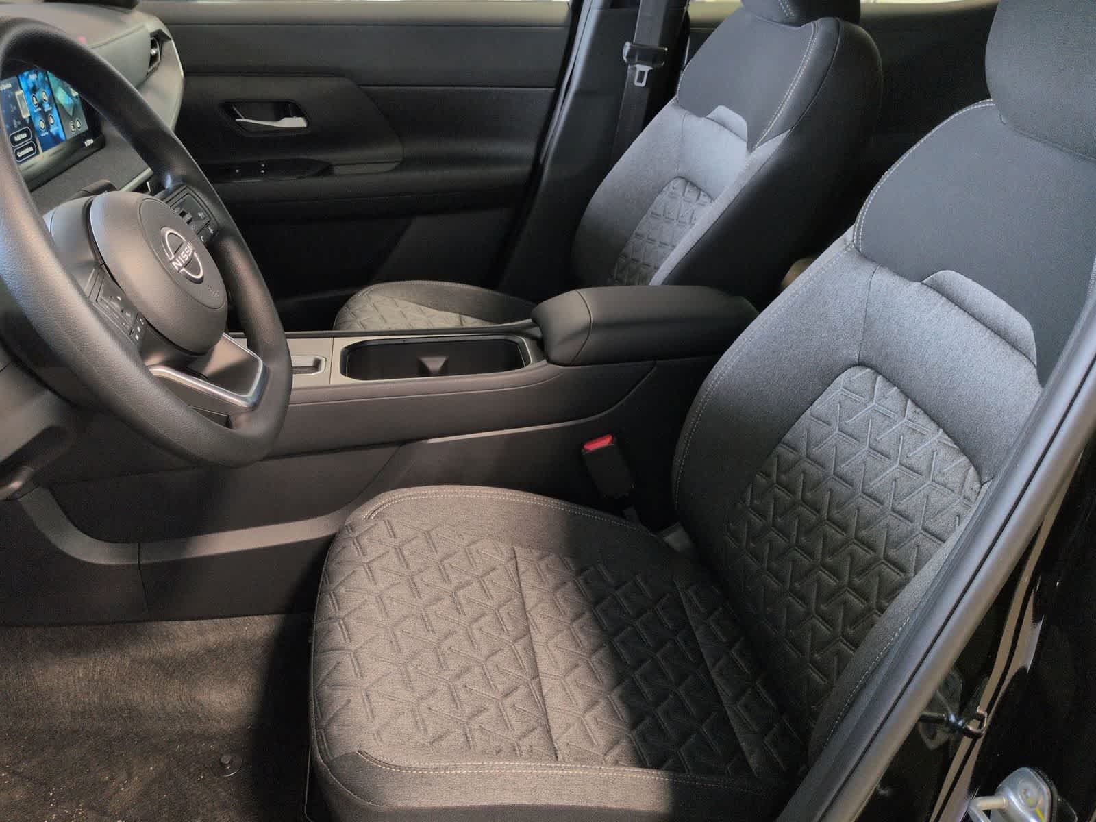 Thumbnail: 2026 Nissan Kicks - 17