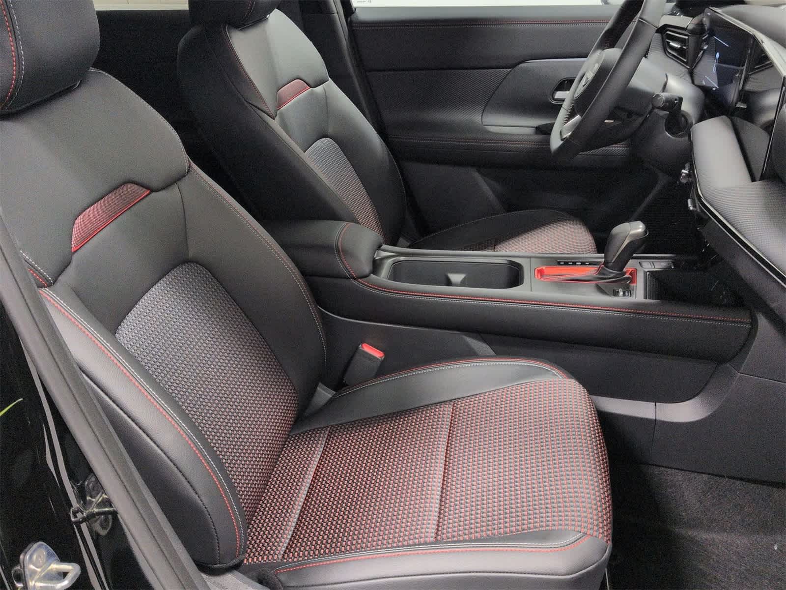 Thumbnail: 2025 Nissan Kicks - 22