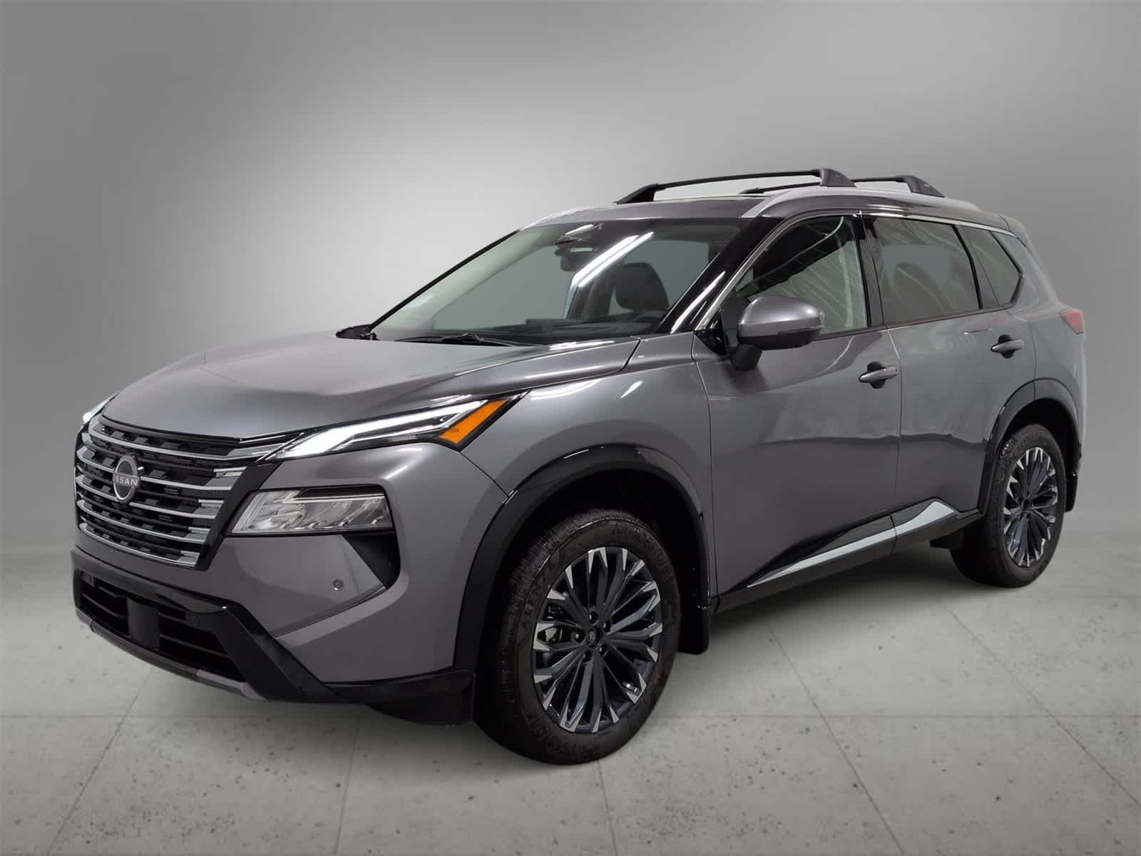 2026 Nissan Rogue Platinum photo 4