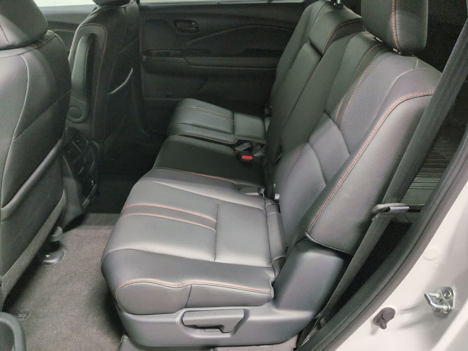 Thumbnail: 2023 Honda Passport - 21