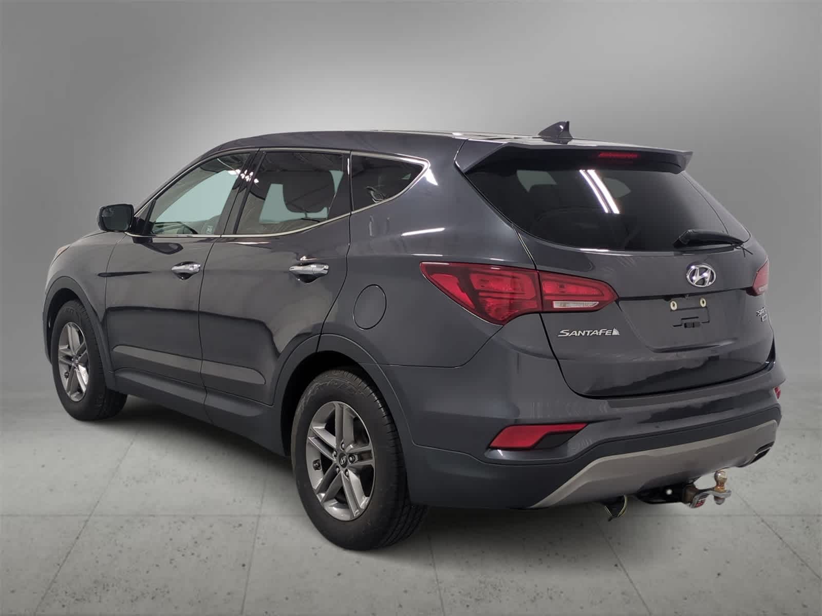 Thumbnail: 2017 Hyundai Santa Fe - 6