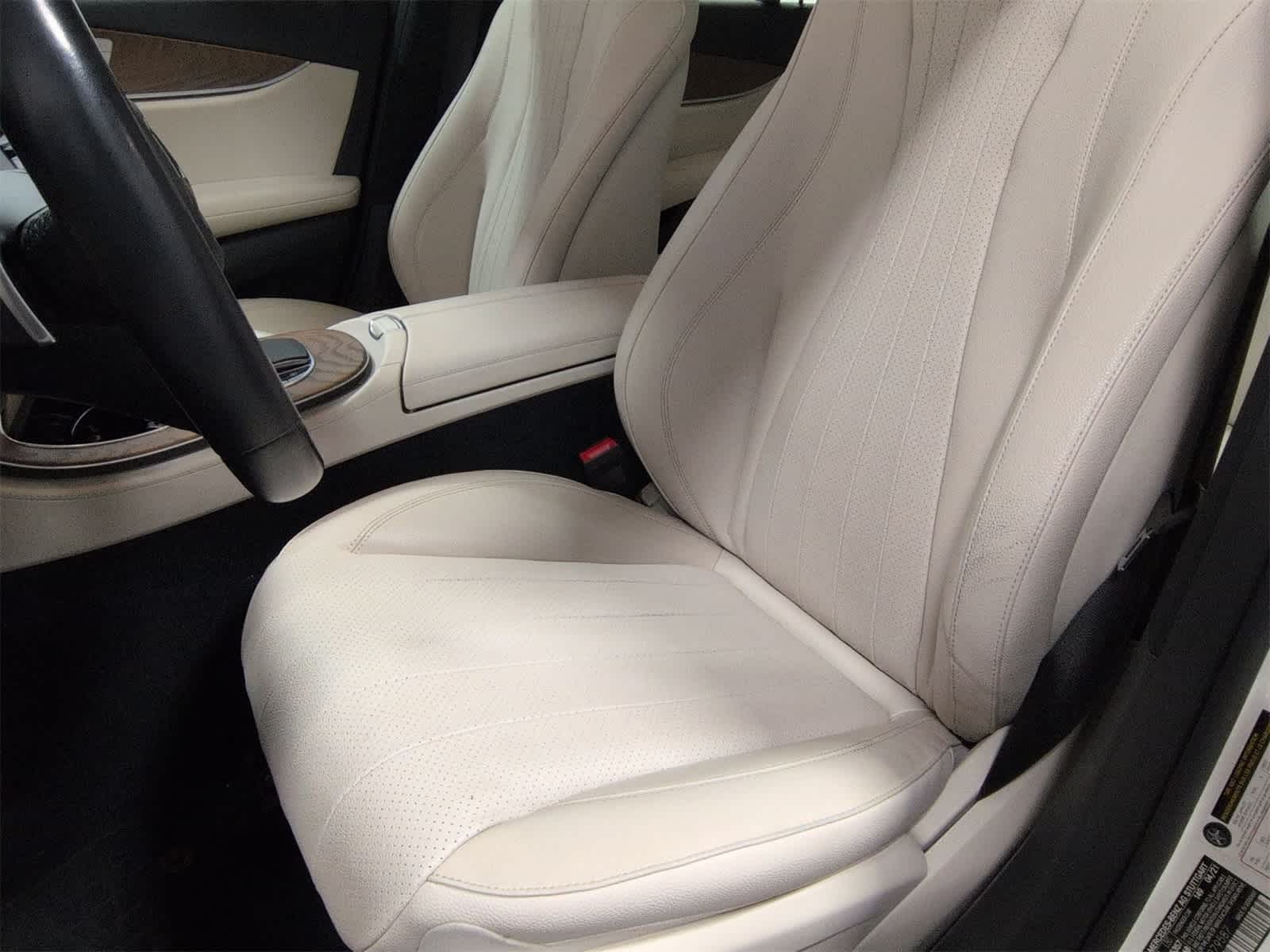 Thumbnail: 2021 Mercedes-Benz E-Class - 17