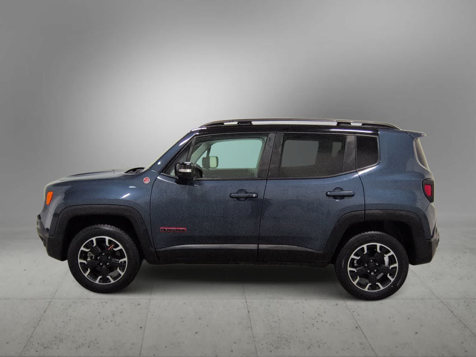 Thumbnail: 2023 Jeep Renegade - 5
