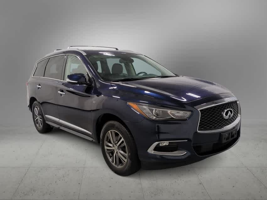 2020 Infiniti QX60 Luxe photo 2