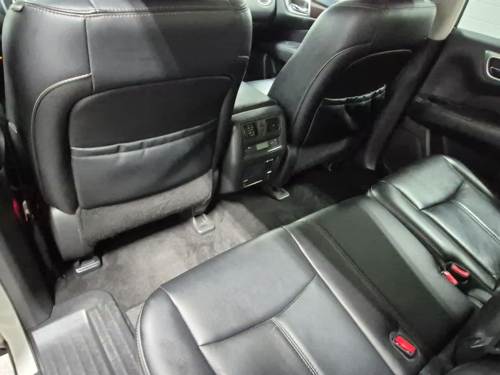 Thumbnail: 2015 Nissan Pathfinder - 25