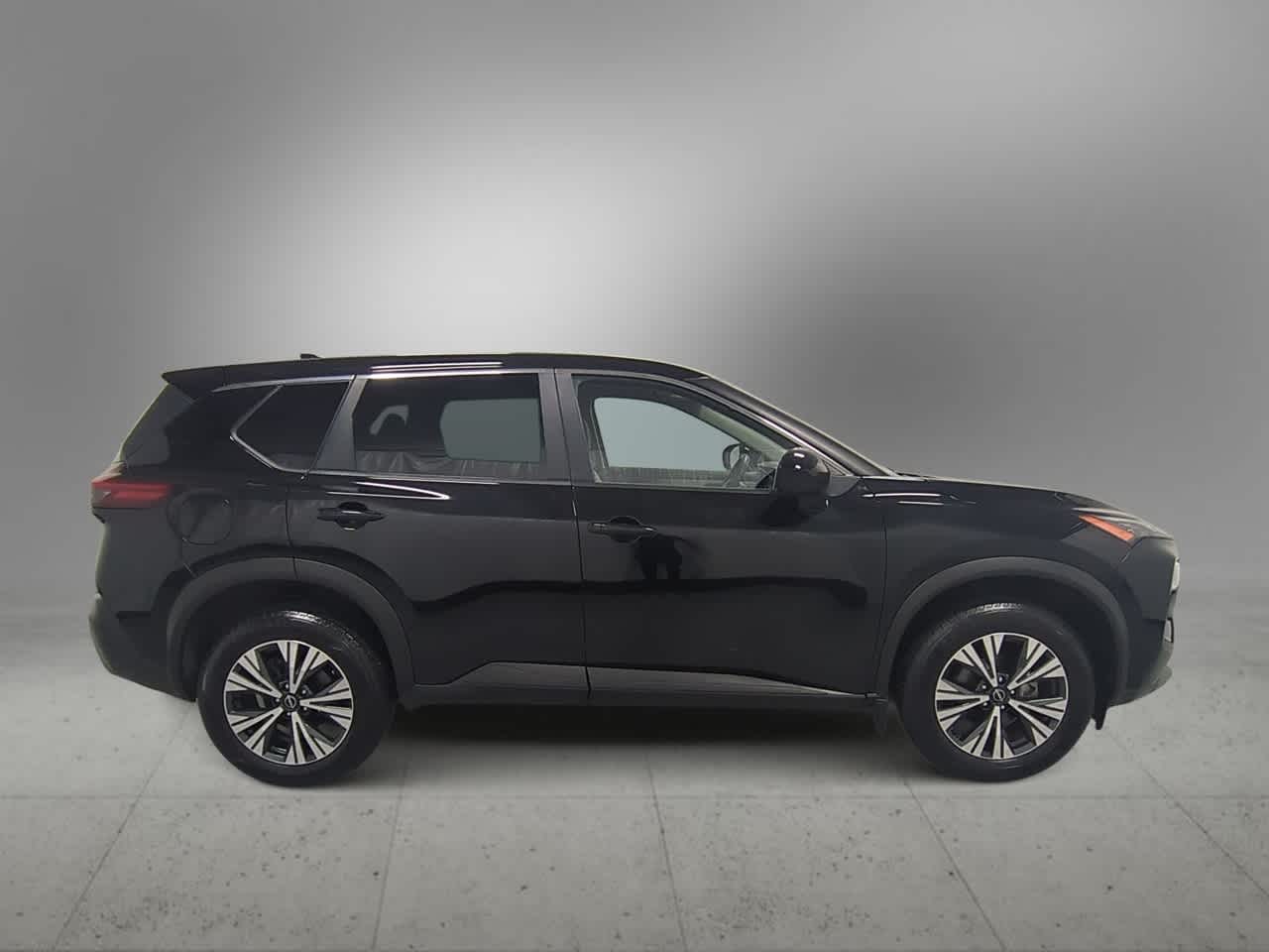 Thumbnail: 2023 Nissan Rogue - 9