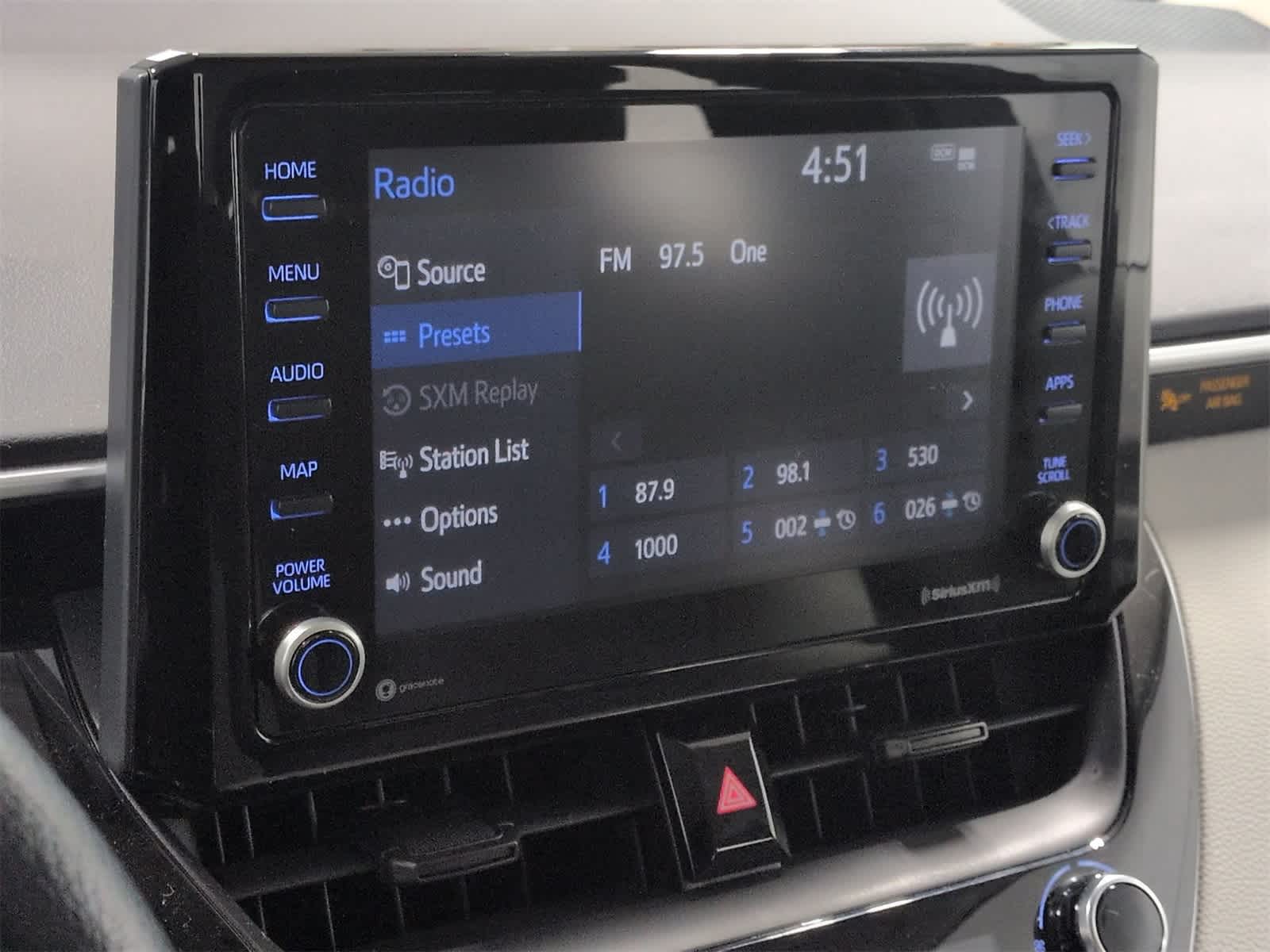 Thumbnail: 2022 Toyota Corolla - 28