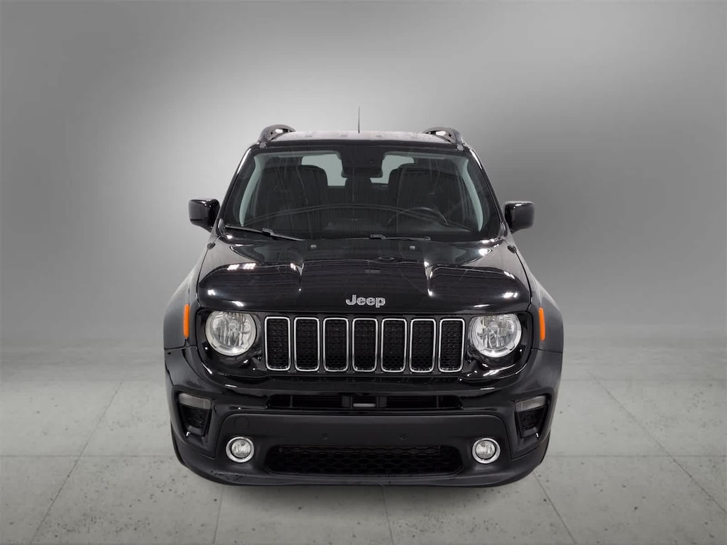 Used 2019 Jeep Renegade Latitude FWD SUV