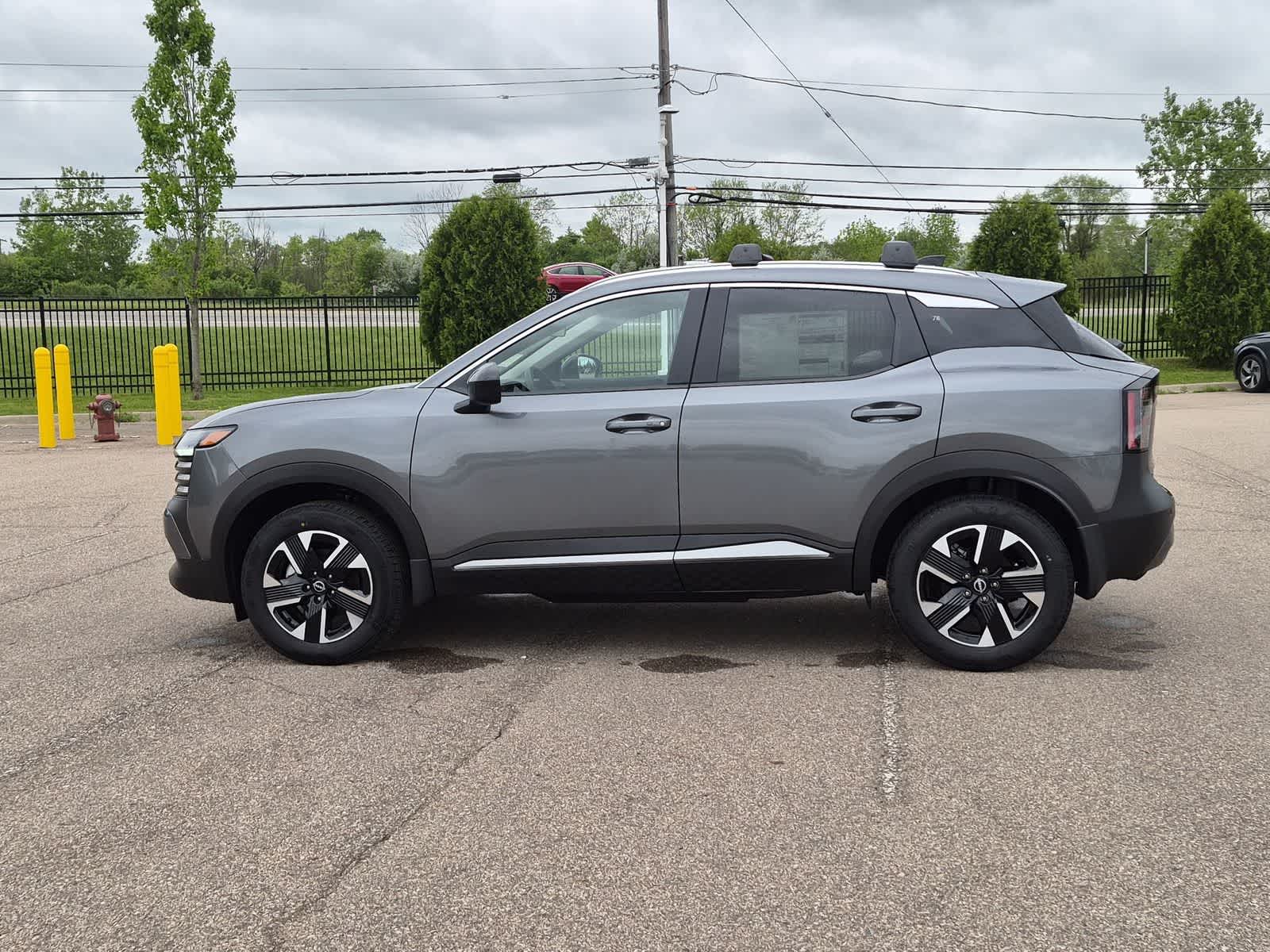 Thumbnail: 2026 Nissan Kicks - 11