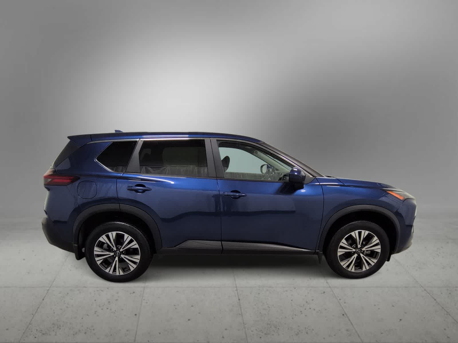Thumbnail: 2023 Nissan Rogue - 9