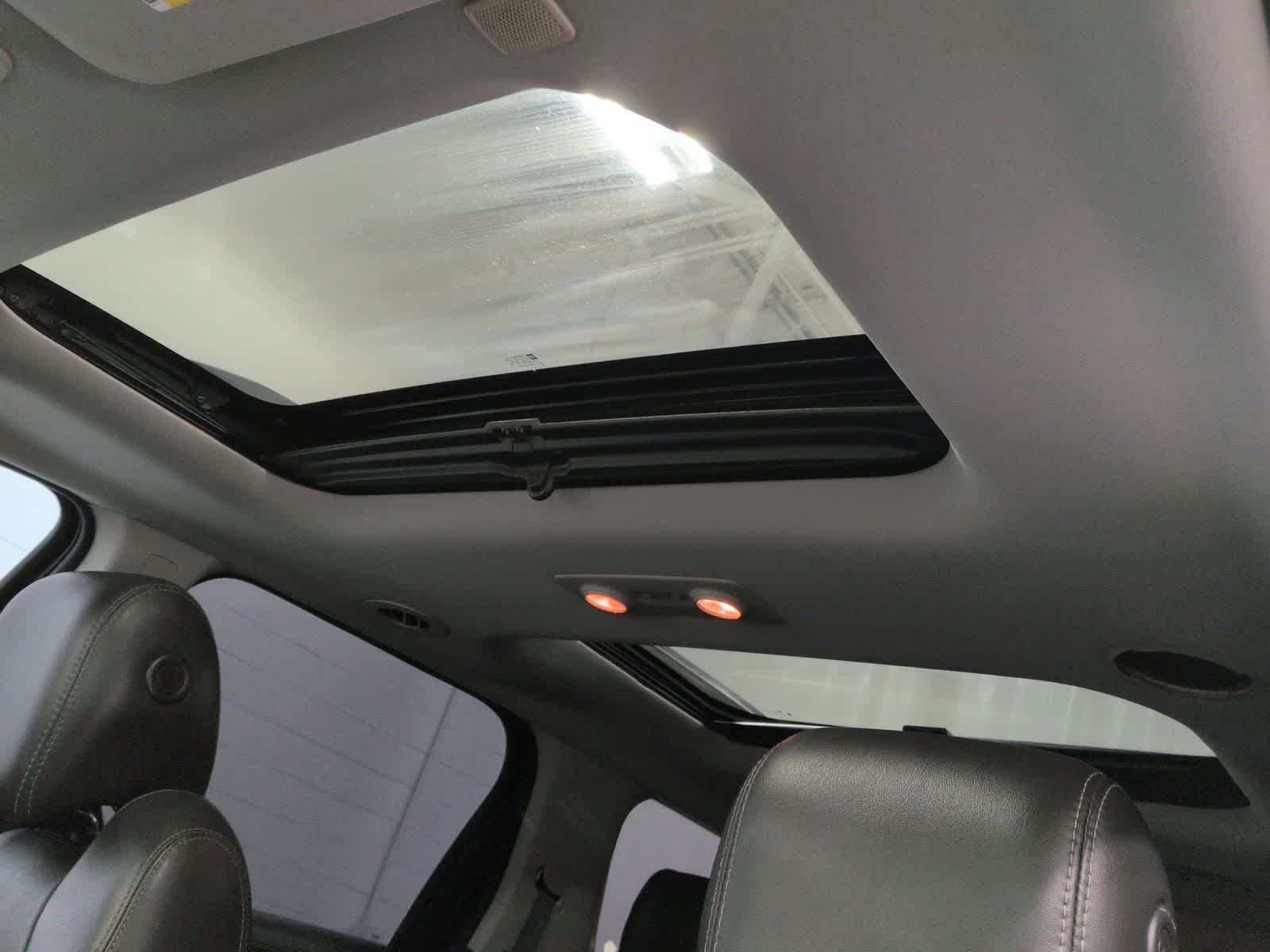 Thumbnail: 2016 GMC Acadia - 20